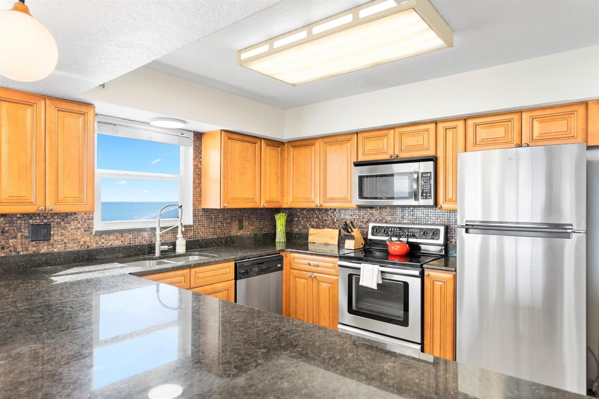 Paradise Beach Club - Oceanfront and Penthouse photo 72