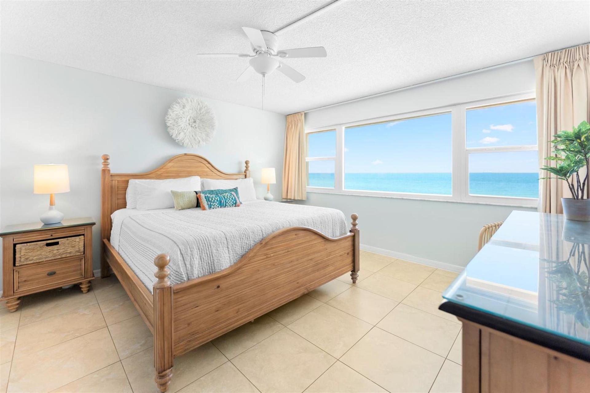 Paradise Beach Club - Oceanfront and Penthouse photo 34