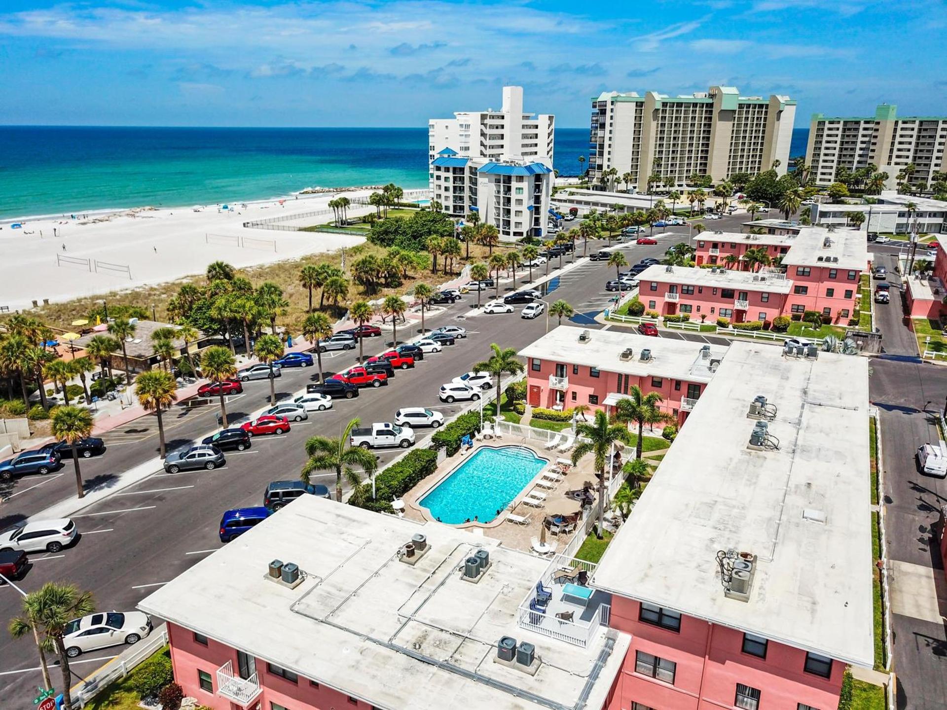 Gulf Winds Resort by Travel Resort Services — hotel in St Pete Beach