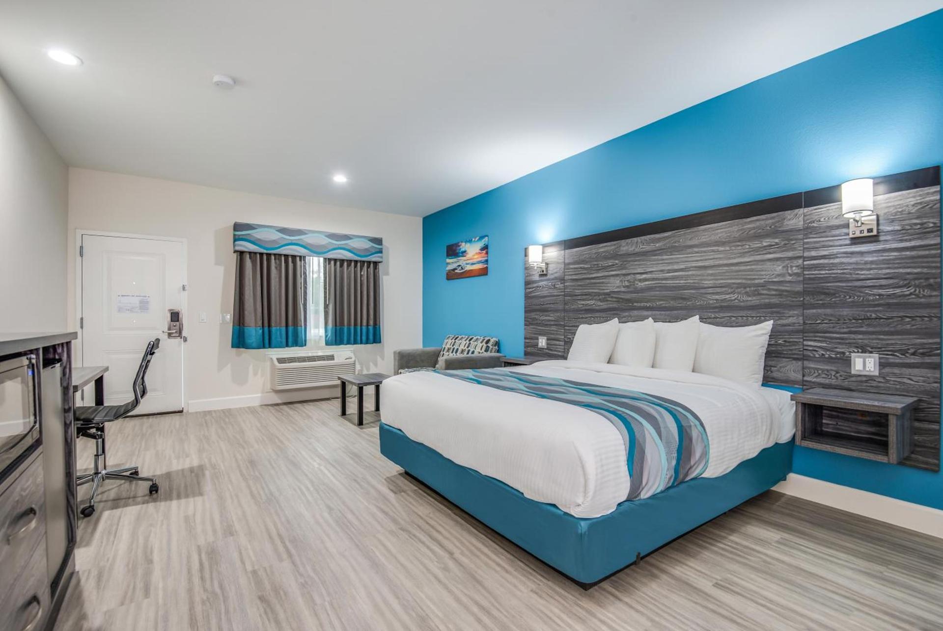 Americas Best Value Inn & Suites Houston at Hwy 6 photo 10