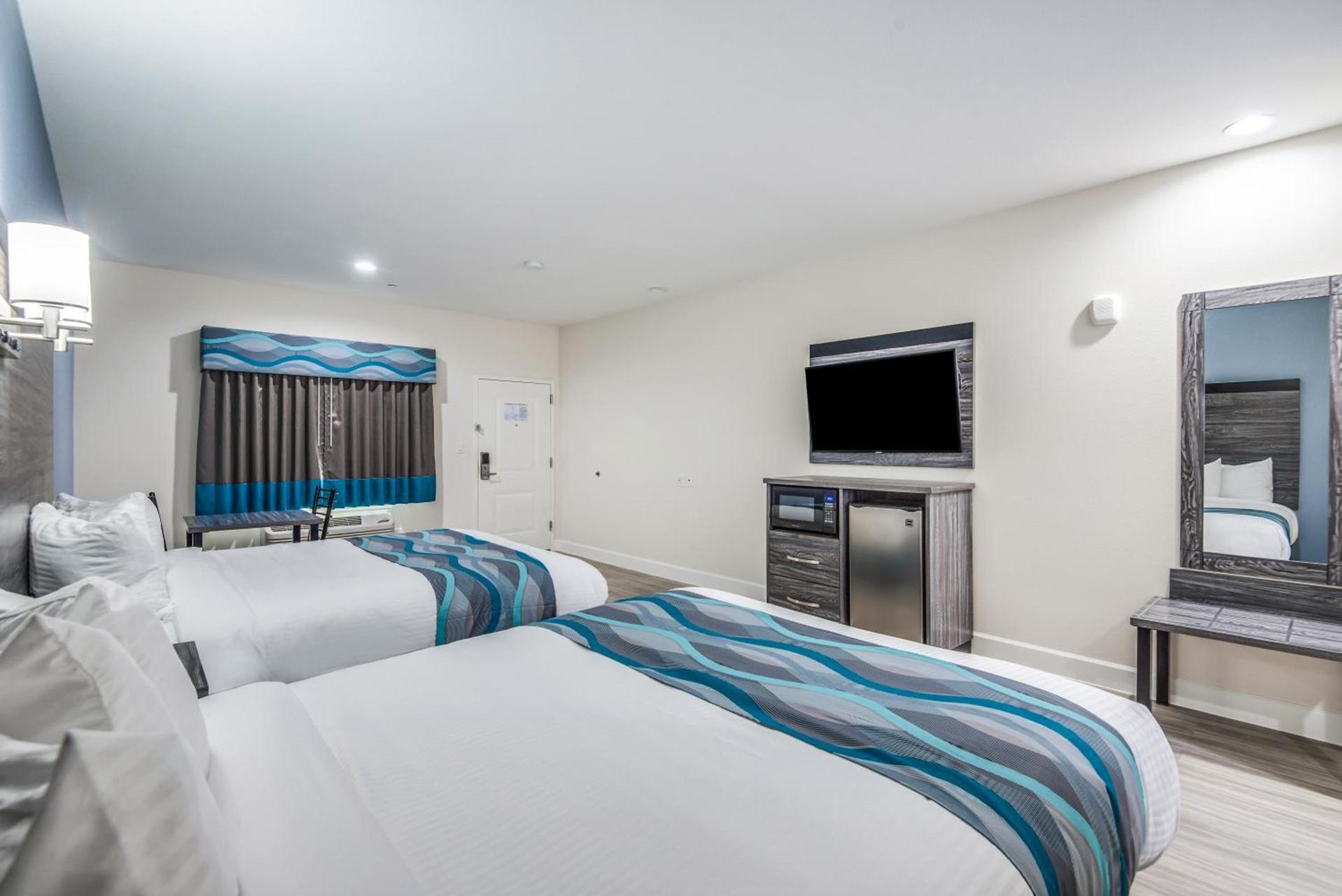 Americas Best Value Inn & Suites Houston at Hwy 6 photo 13