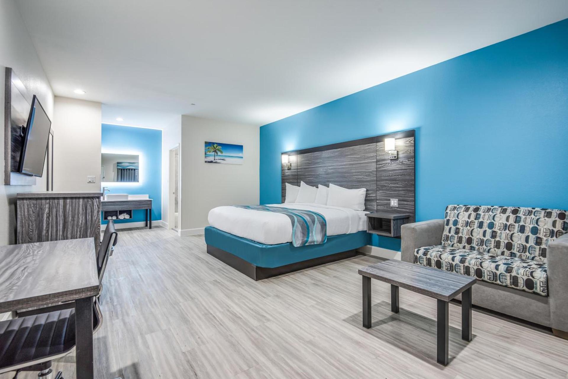 Americas Best Value Inn & Suites Houston at Hwy 6 photo 5