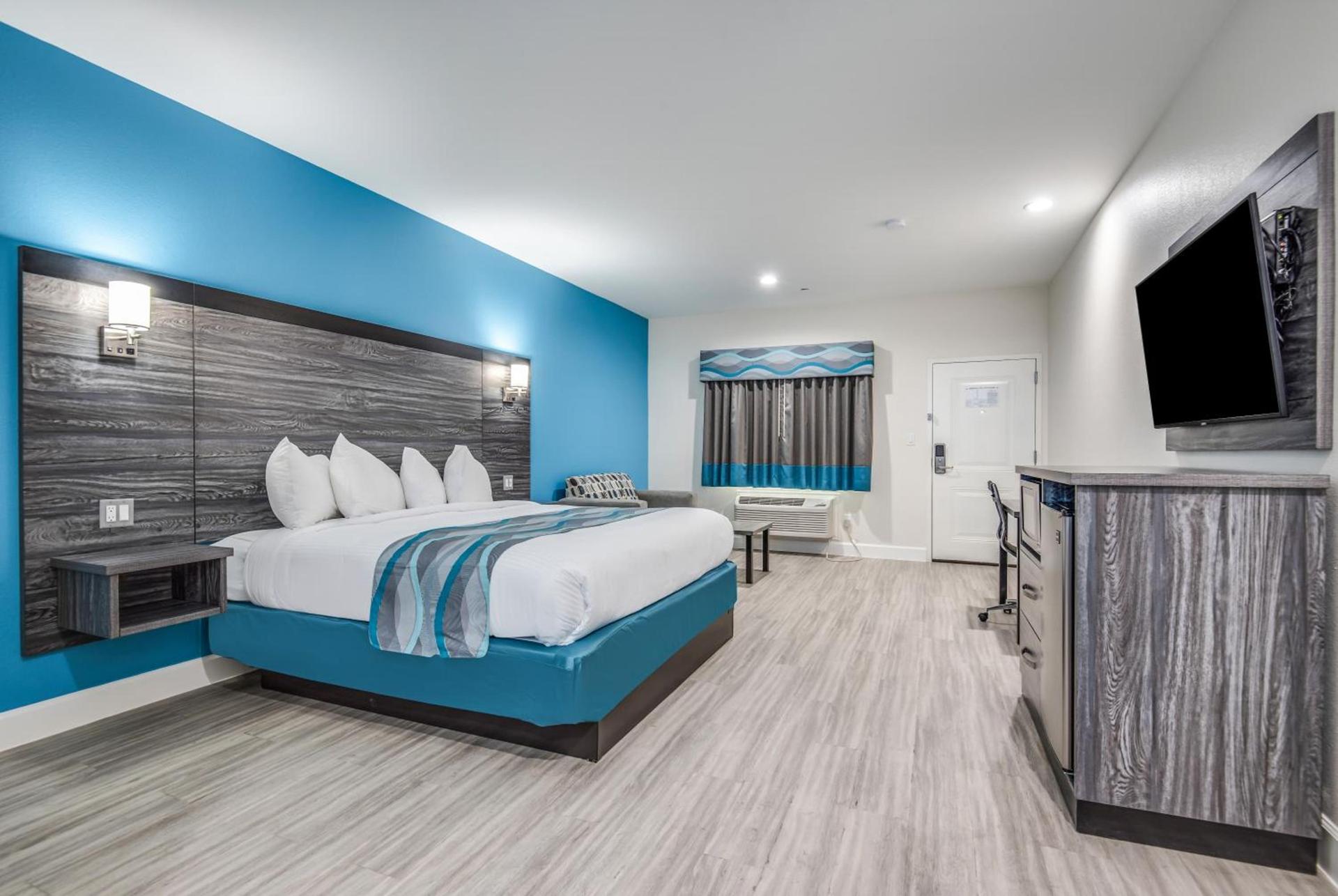 Americas Best Value Inn & Suites Houston at Hwy 6 photo 22