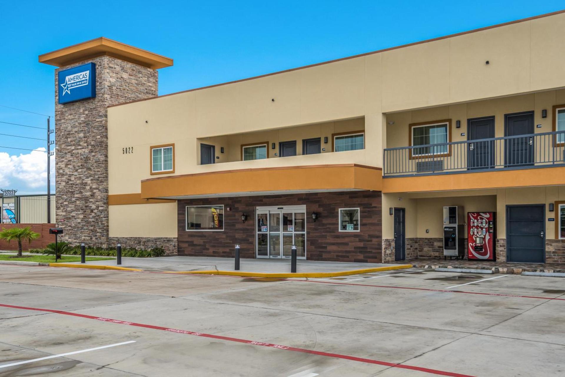 Americas Best Value Inn & Suites Houston at Hwy 6 photo 25