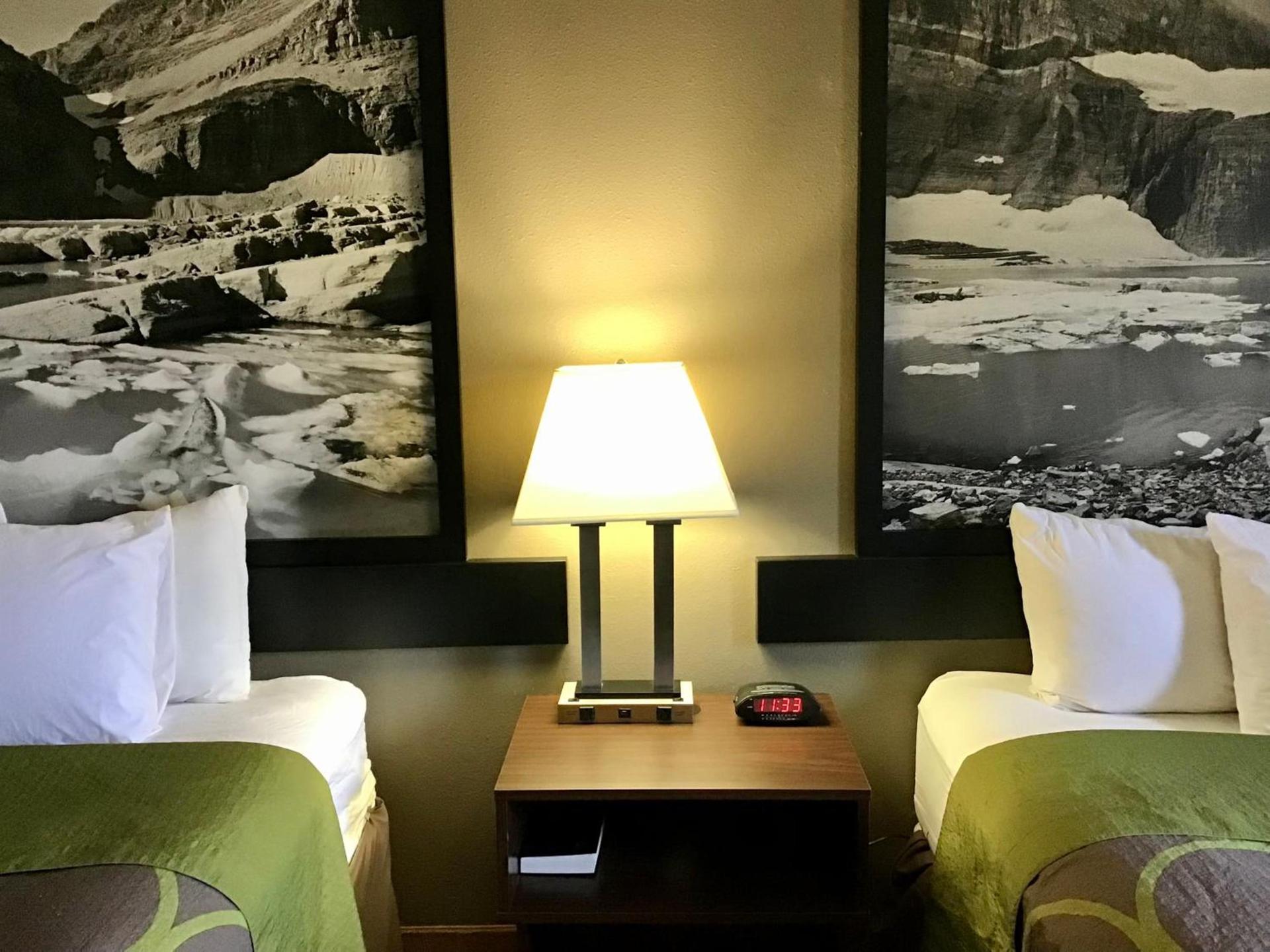 Super 8 by Wyndham Helena photo 30