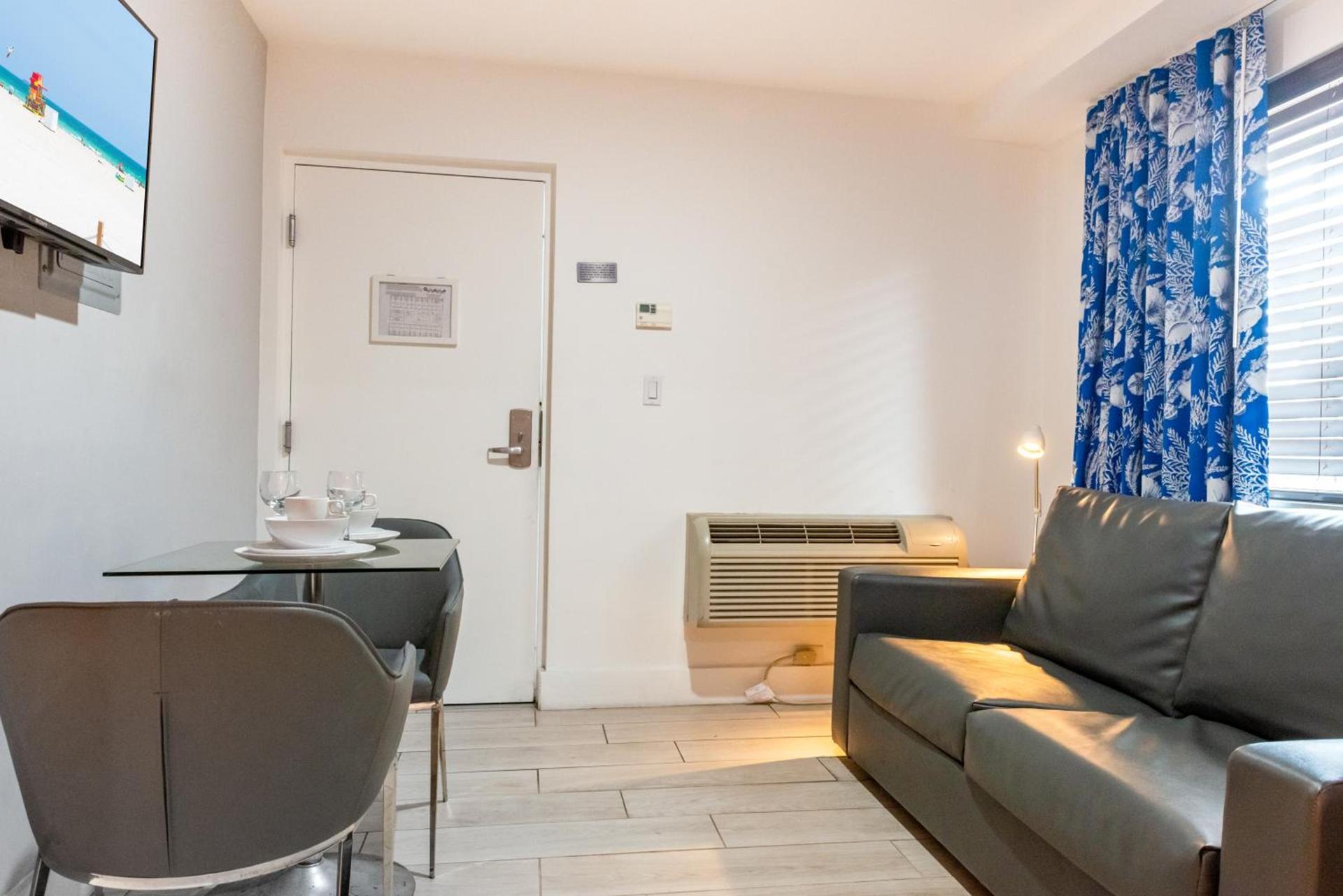 Waterside Hotel and Suites photo 42