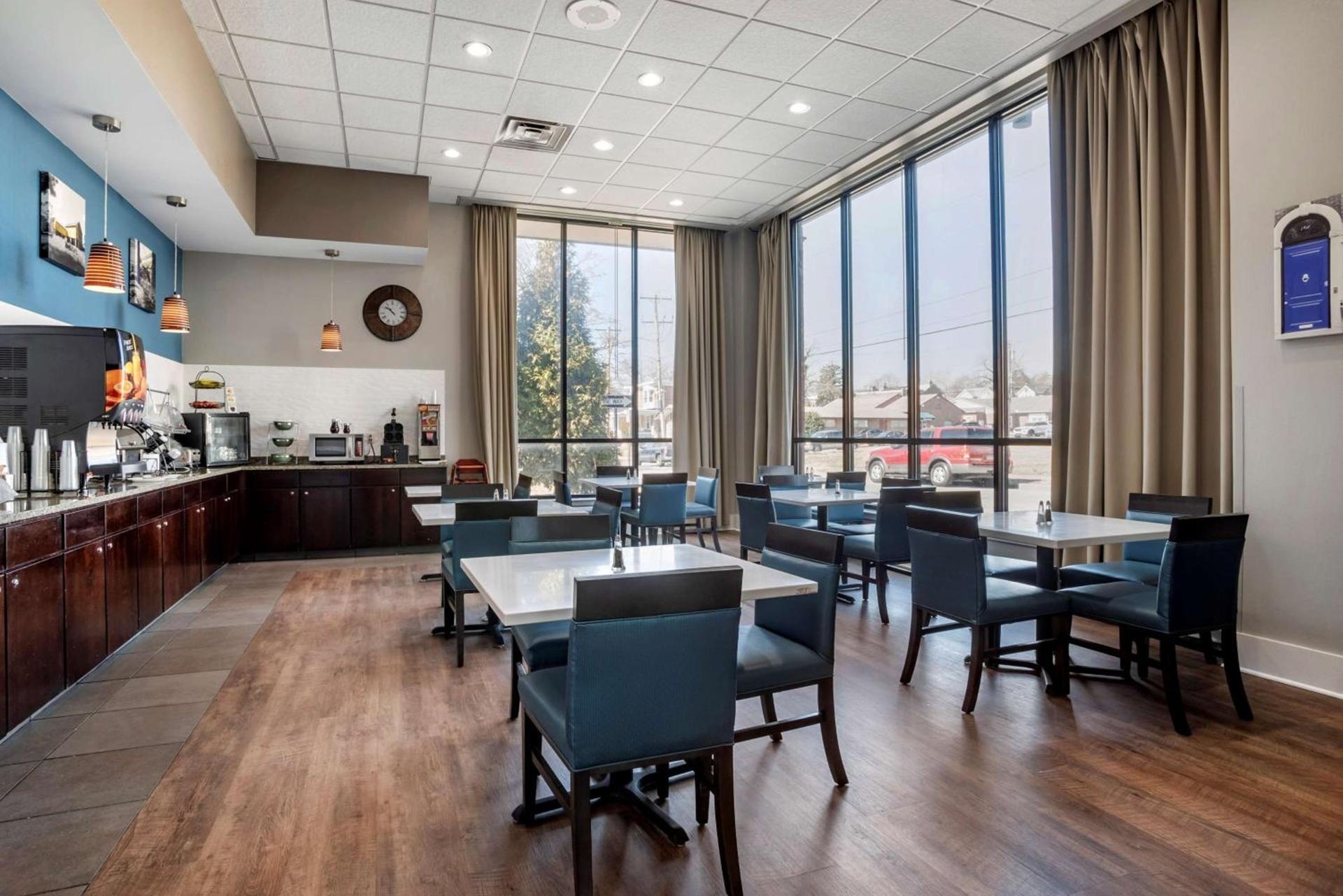 Best Western Plus Philadelphia Airport South - at Widener University photo 17