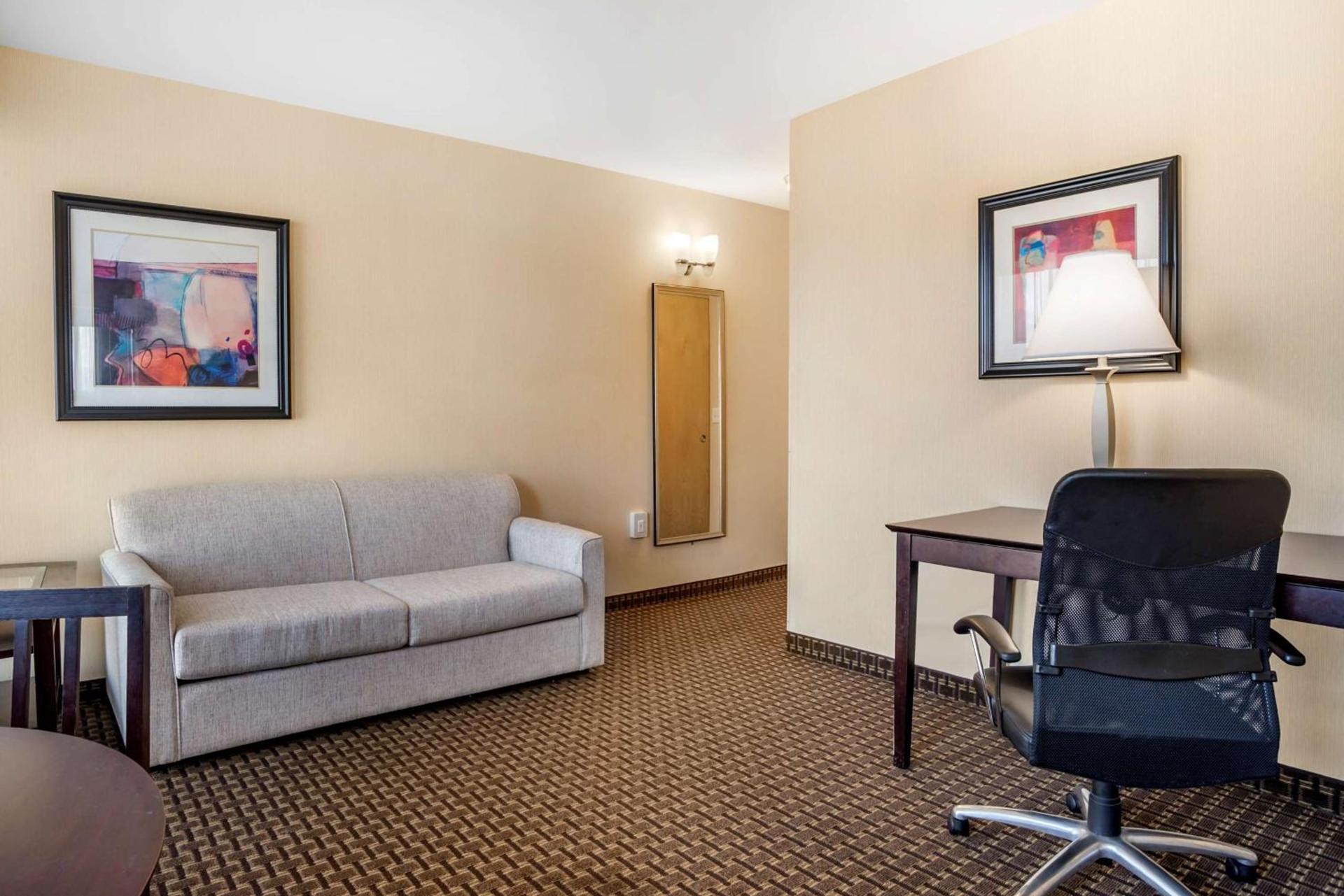Best Western Plus Philadelphia Airport South - at Widener University photo 10