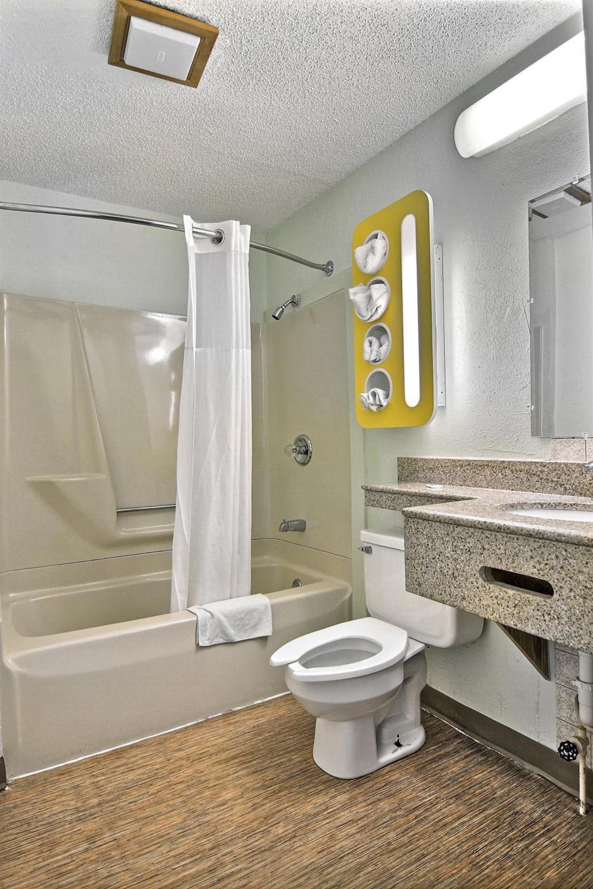 Motel 6-Gilman, IL photo 19