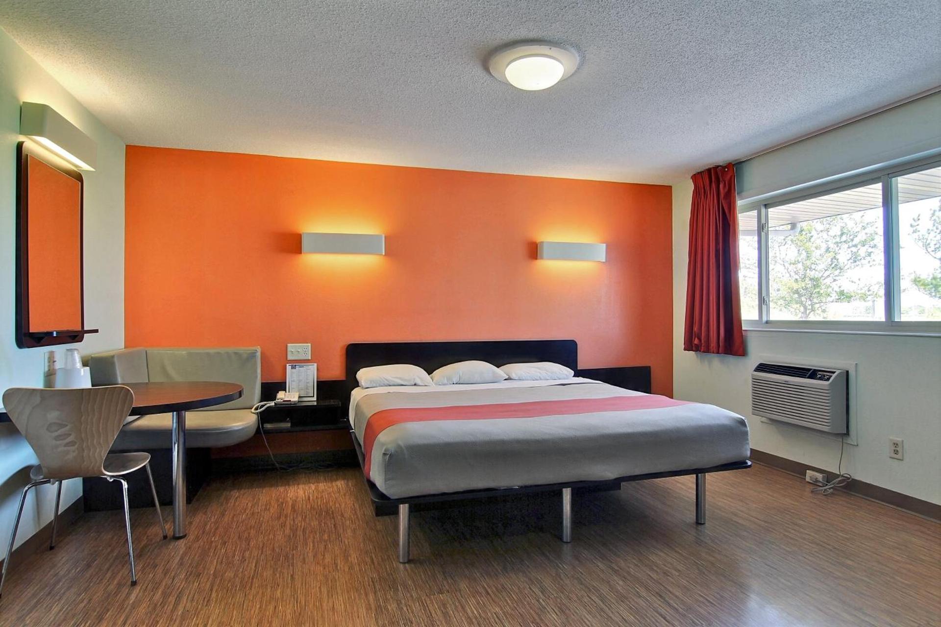 Motel 6-Gilman, IL photo 36