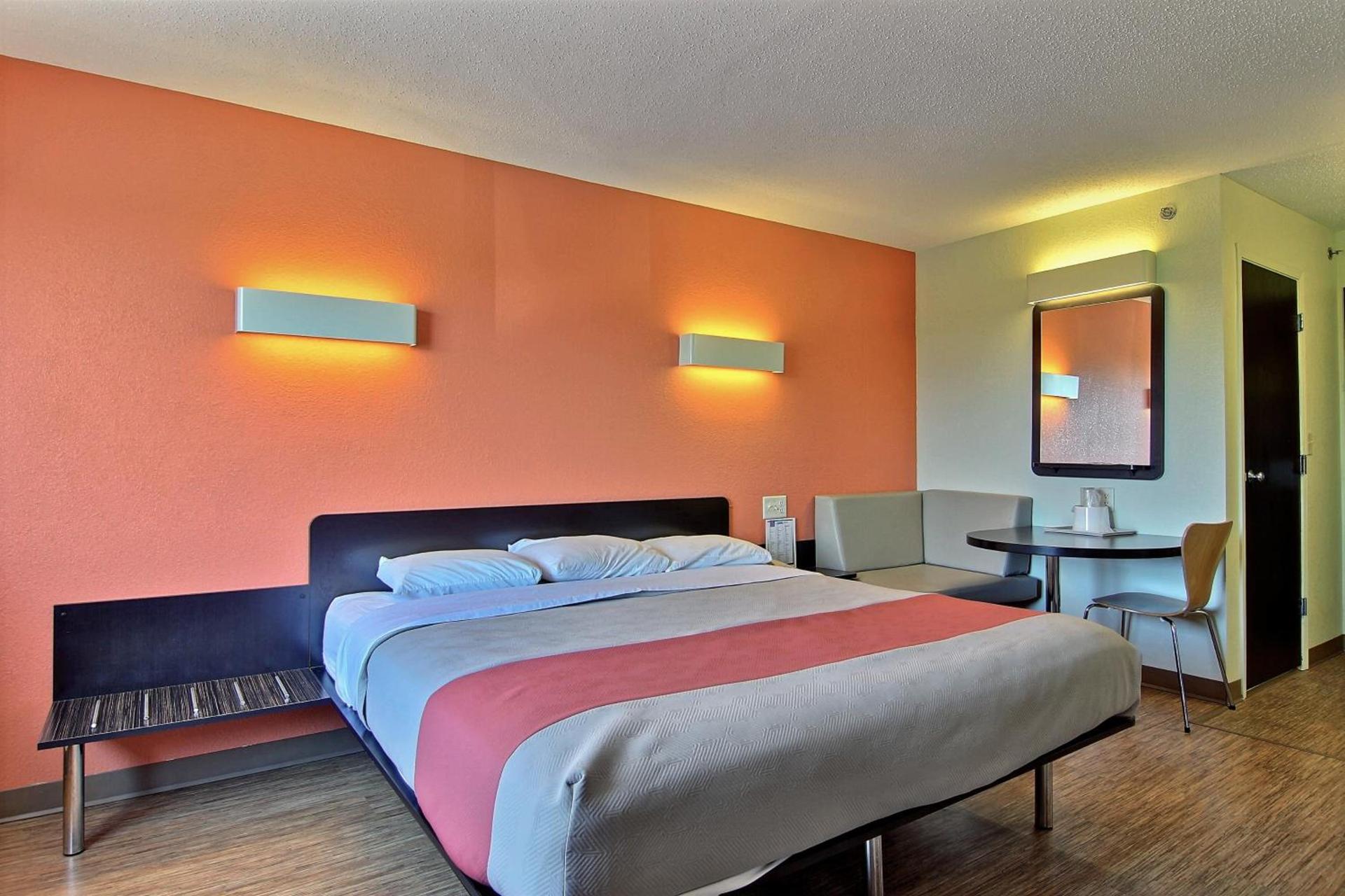 Motel 6-Gilman, IL photo 37