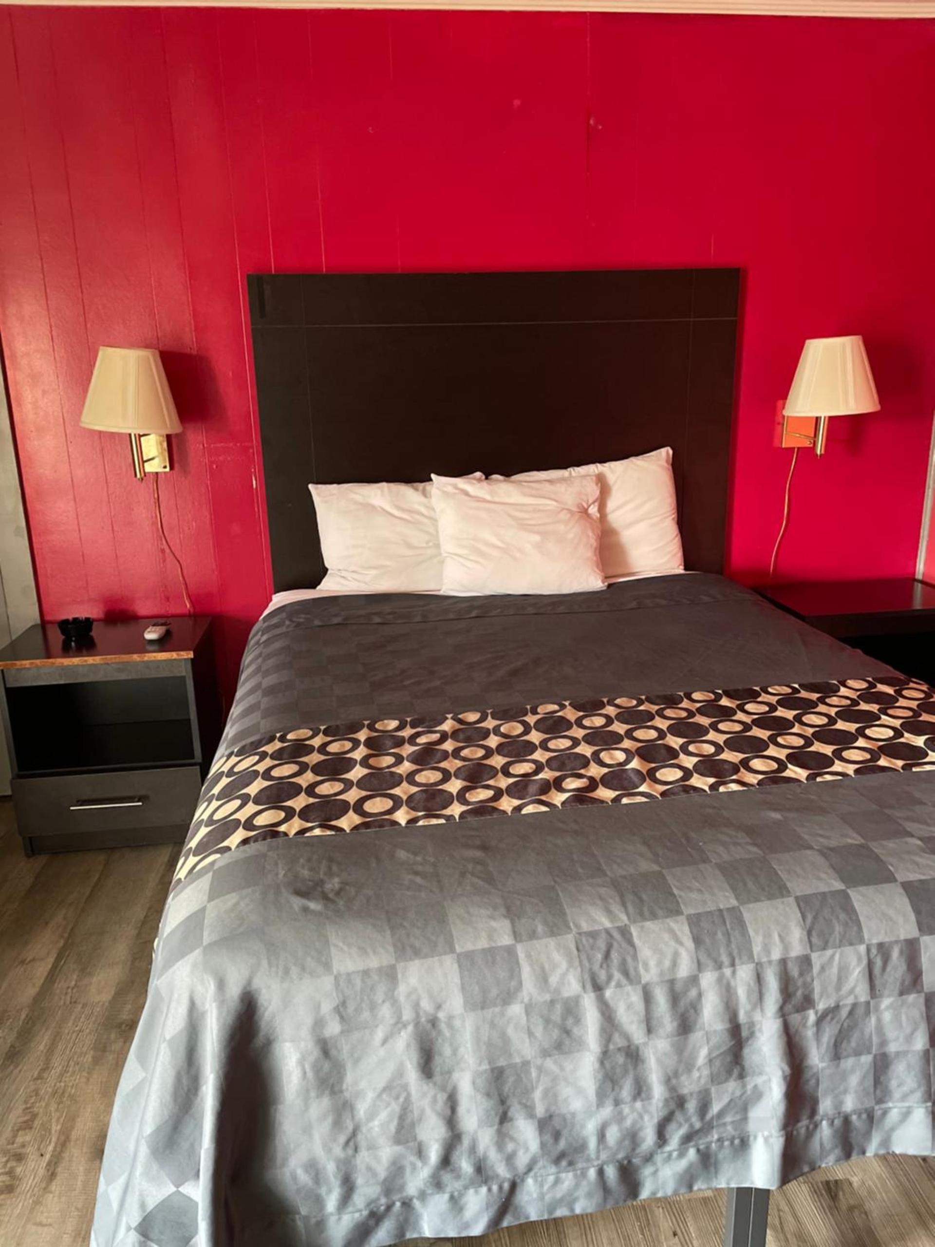 Budget Inn photo 7