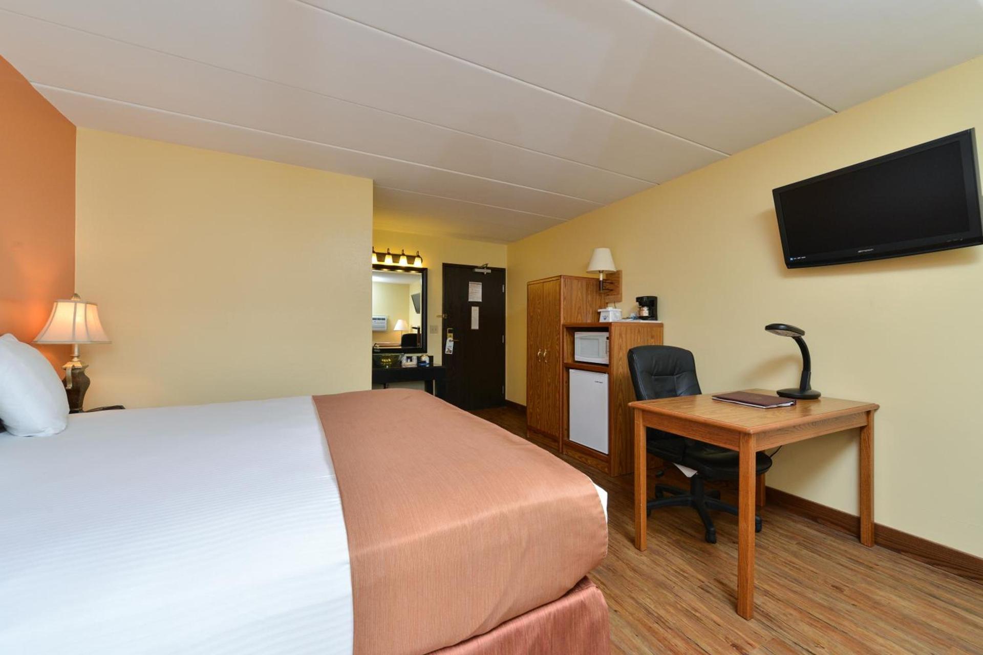 Super 8 by Wyndham Rapid City photo 10