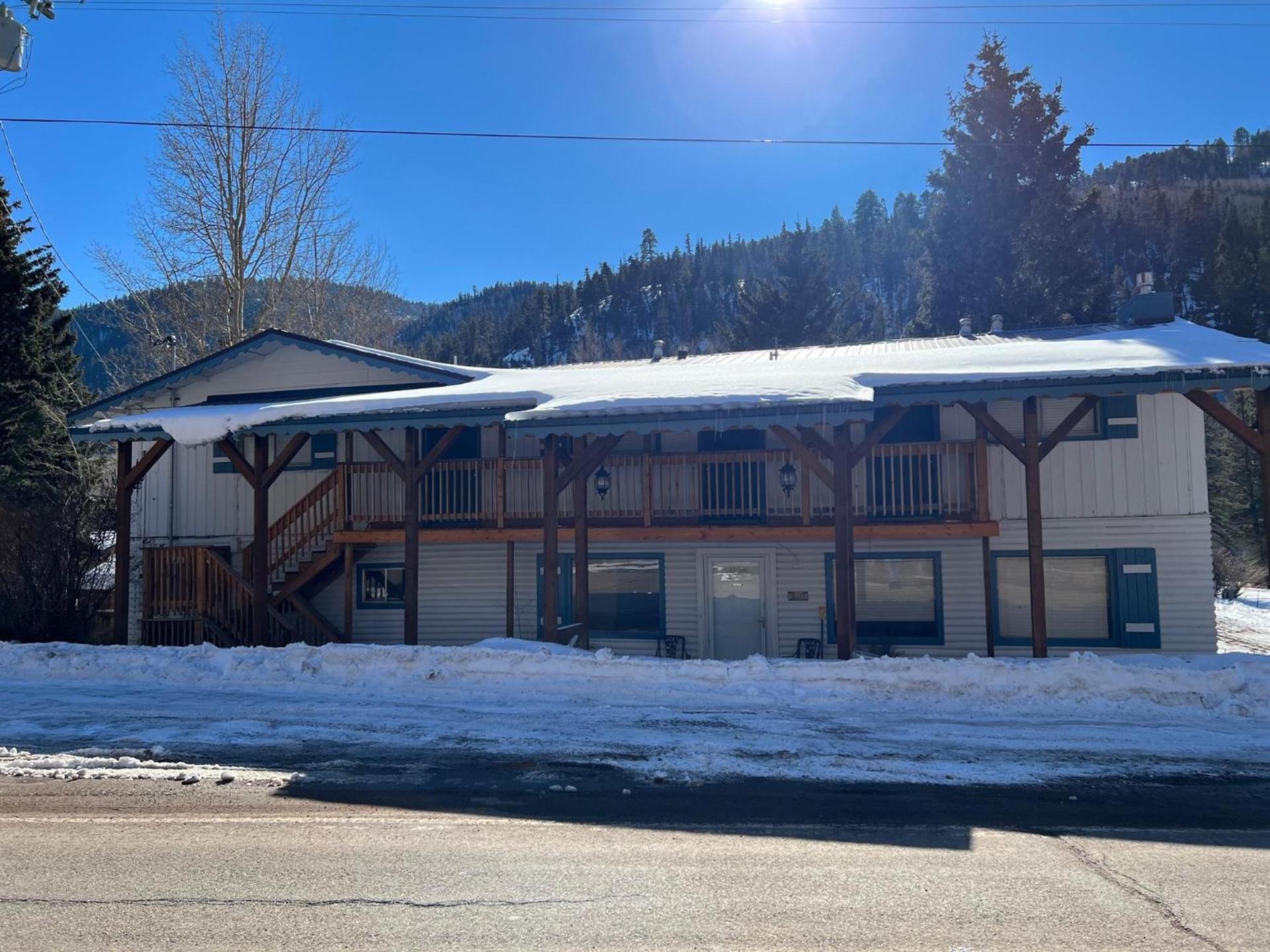 Mountain View Lodge — hotel in Red River