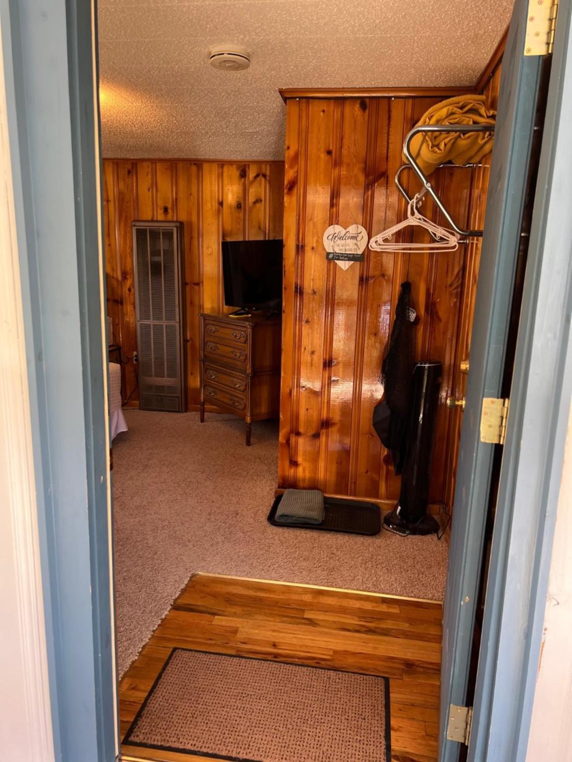 Bellamy's Ski Haus photo 32
