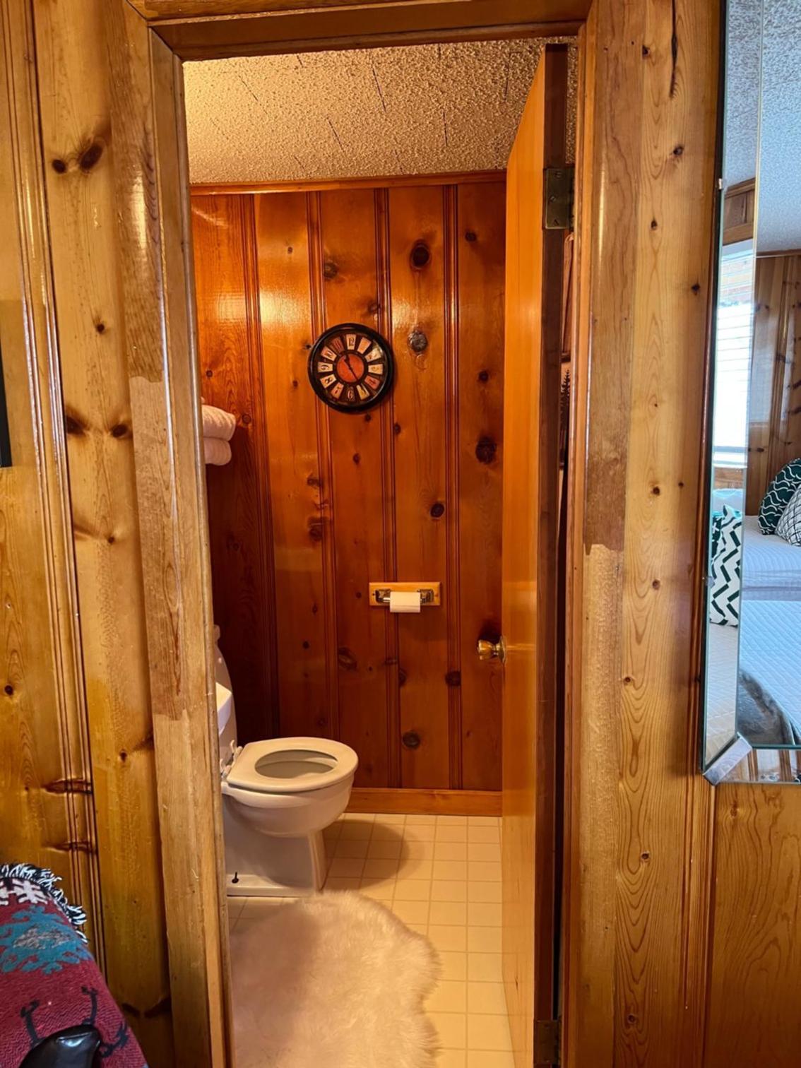 Bellamy's Ski Haus photo 91