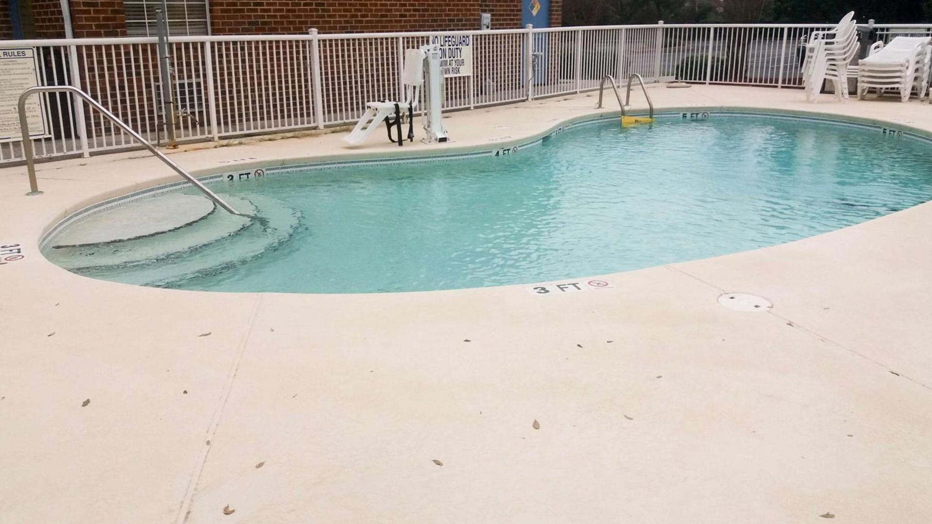 Studio 6 Extended Stay - Myrtle Beach, SC photo 2