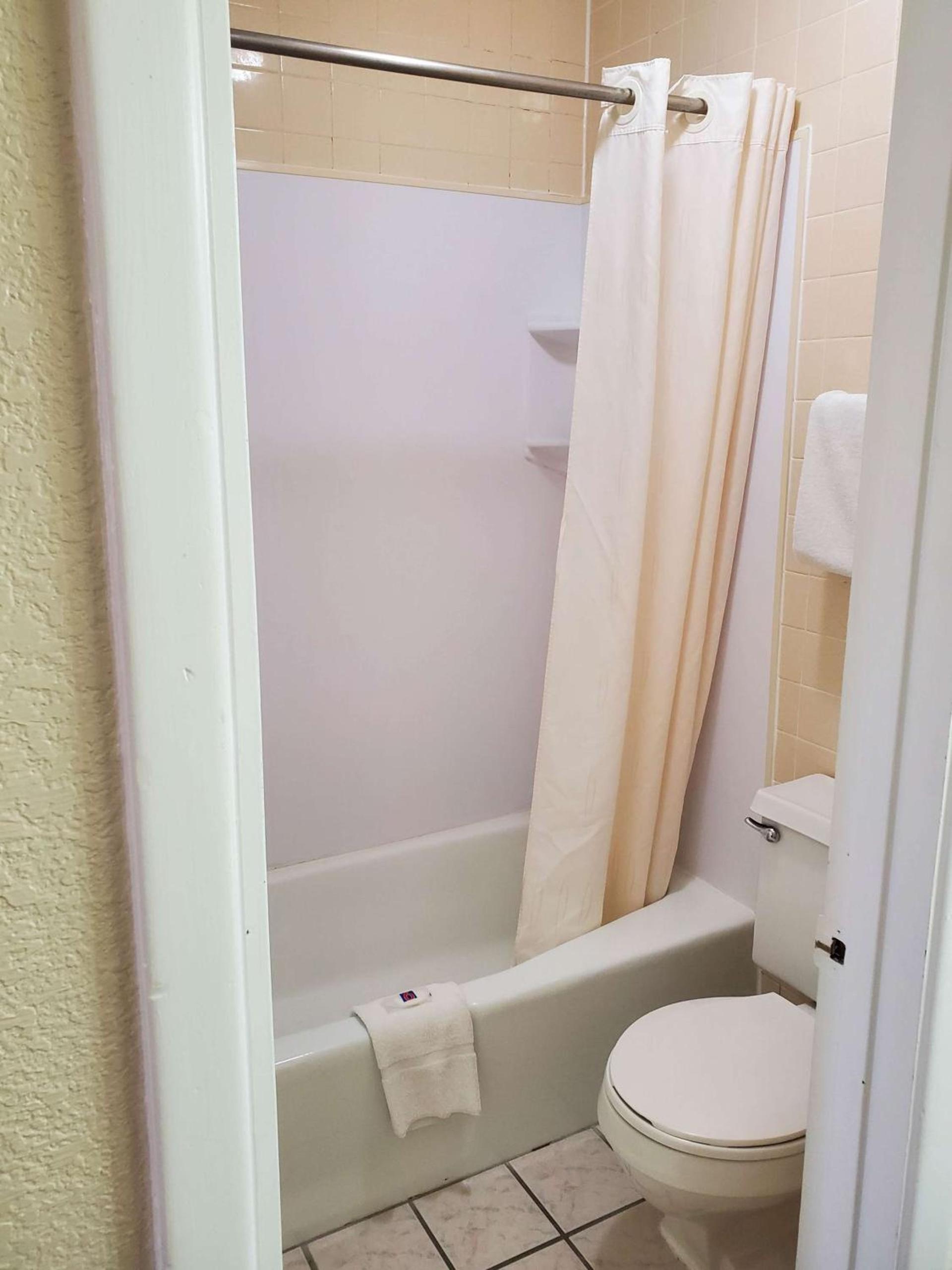 Motel 6 Shamrock TX photo 10