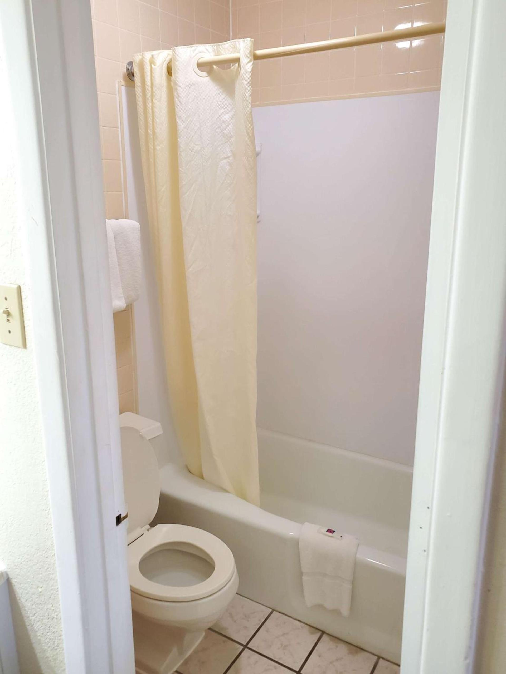 Motel 6 Shamrock TX photo 12