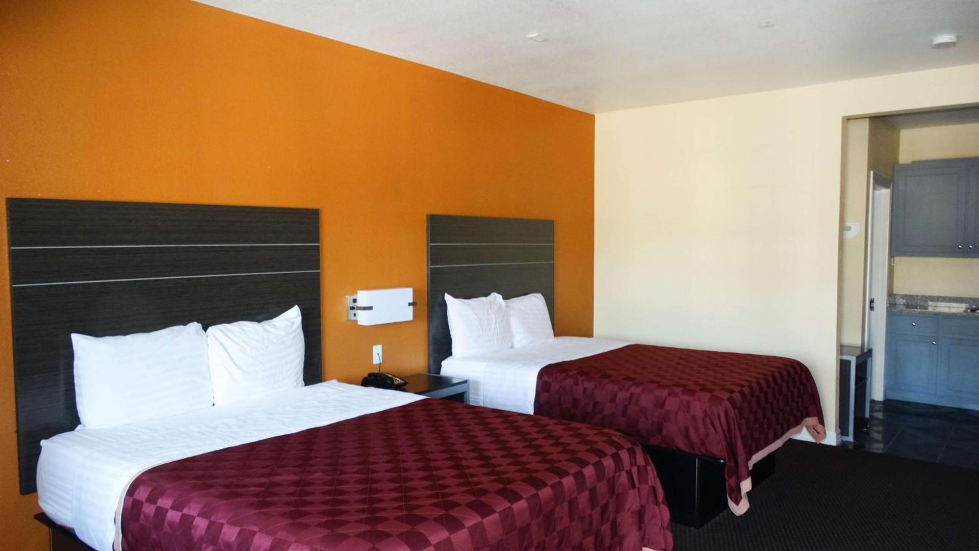 Motel 6 Houston, TX – Willowbrook Mall photo 7
