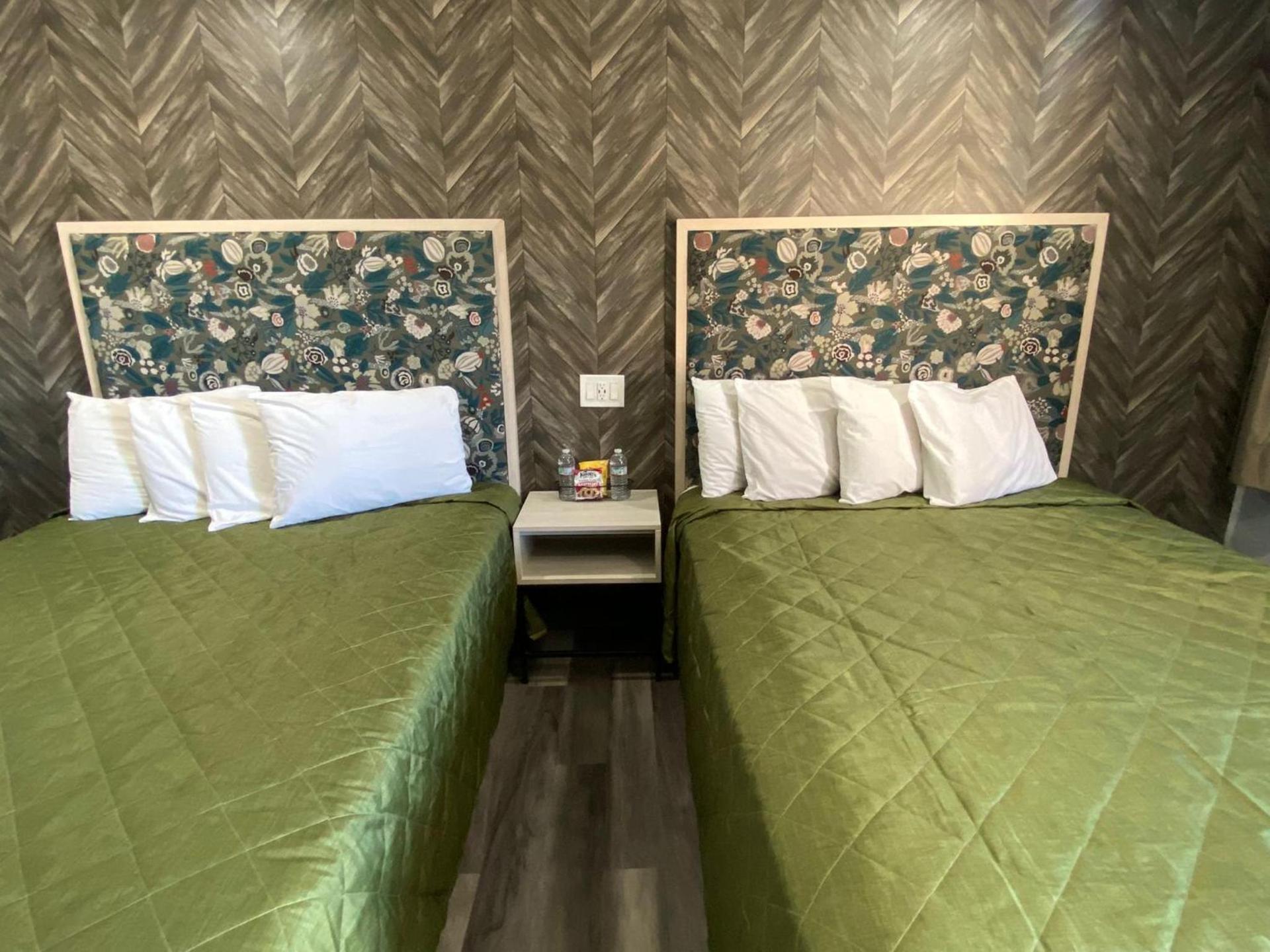 Harbor Inn photo 9