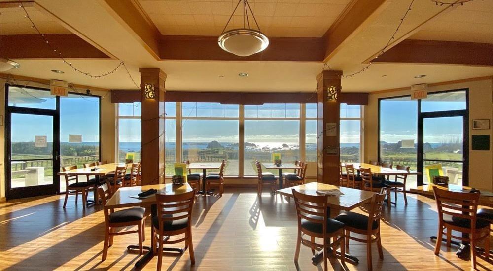 Oceanfront Lodge photo 6