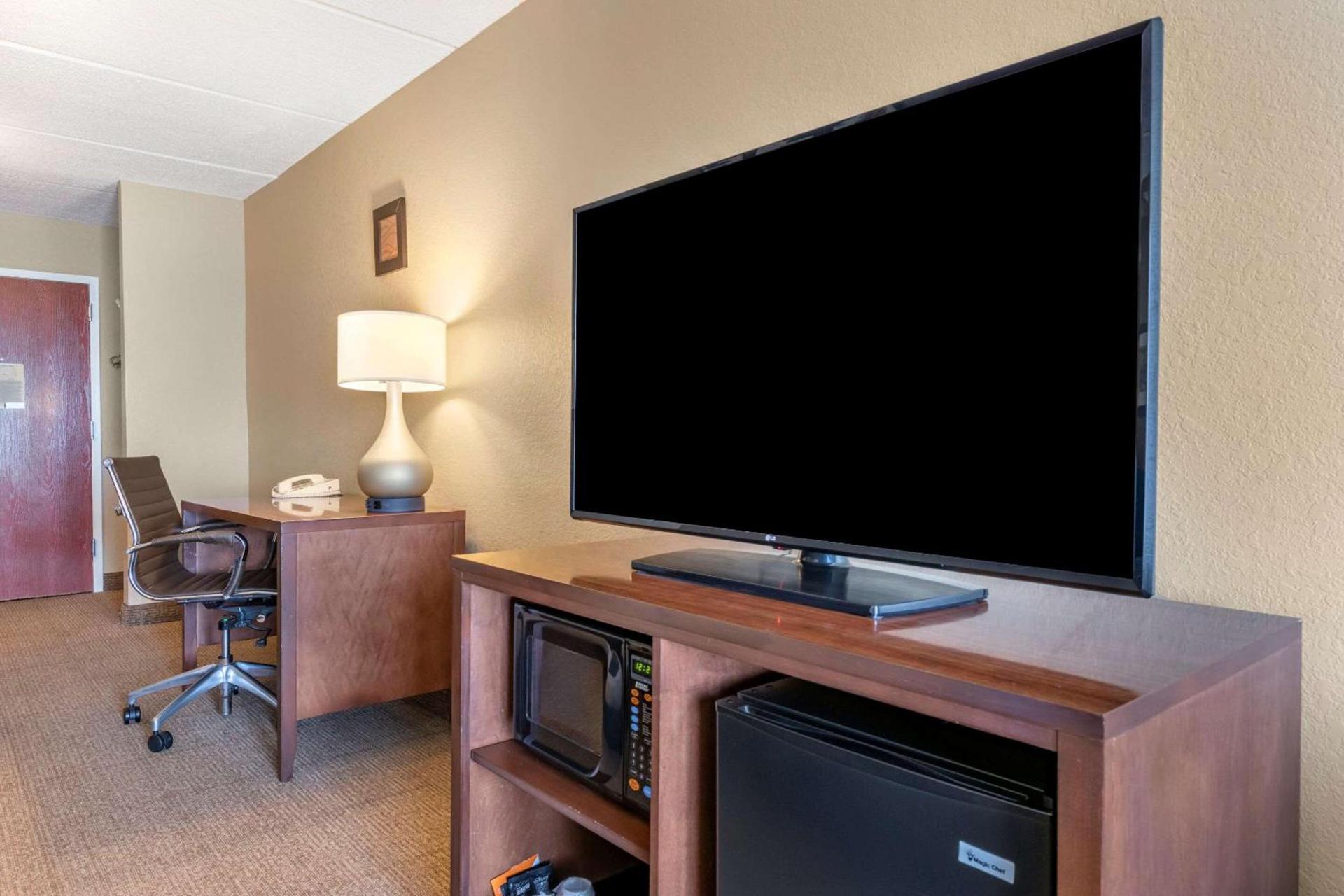 Comfort Inn & Suites Orlando North photo 31