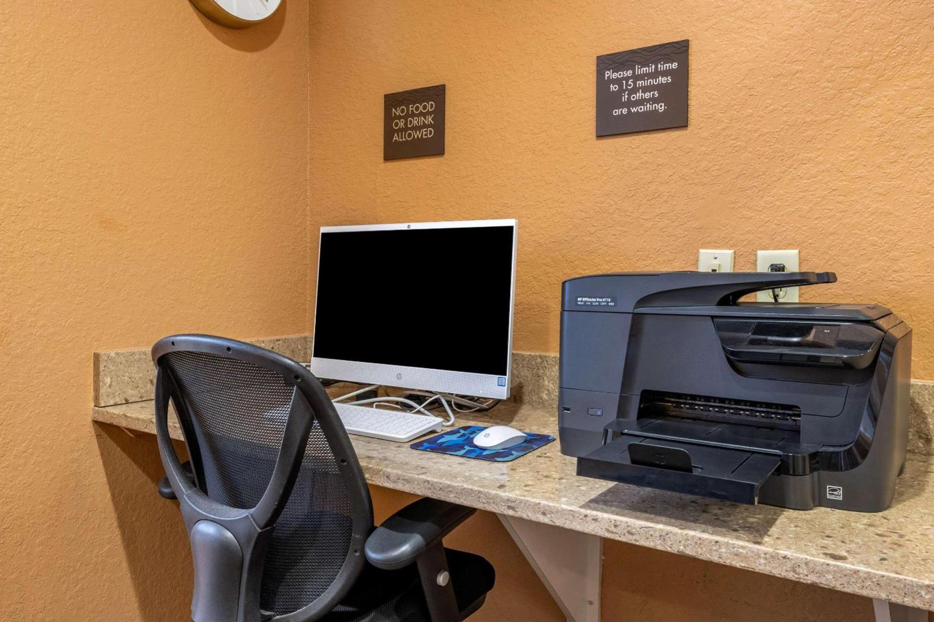 Comfort Inn & Suites Orlando North photo 36