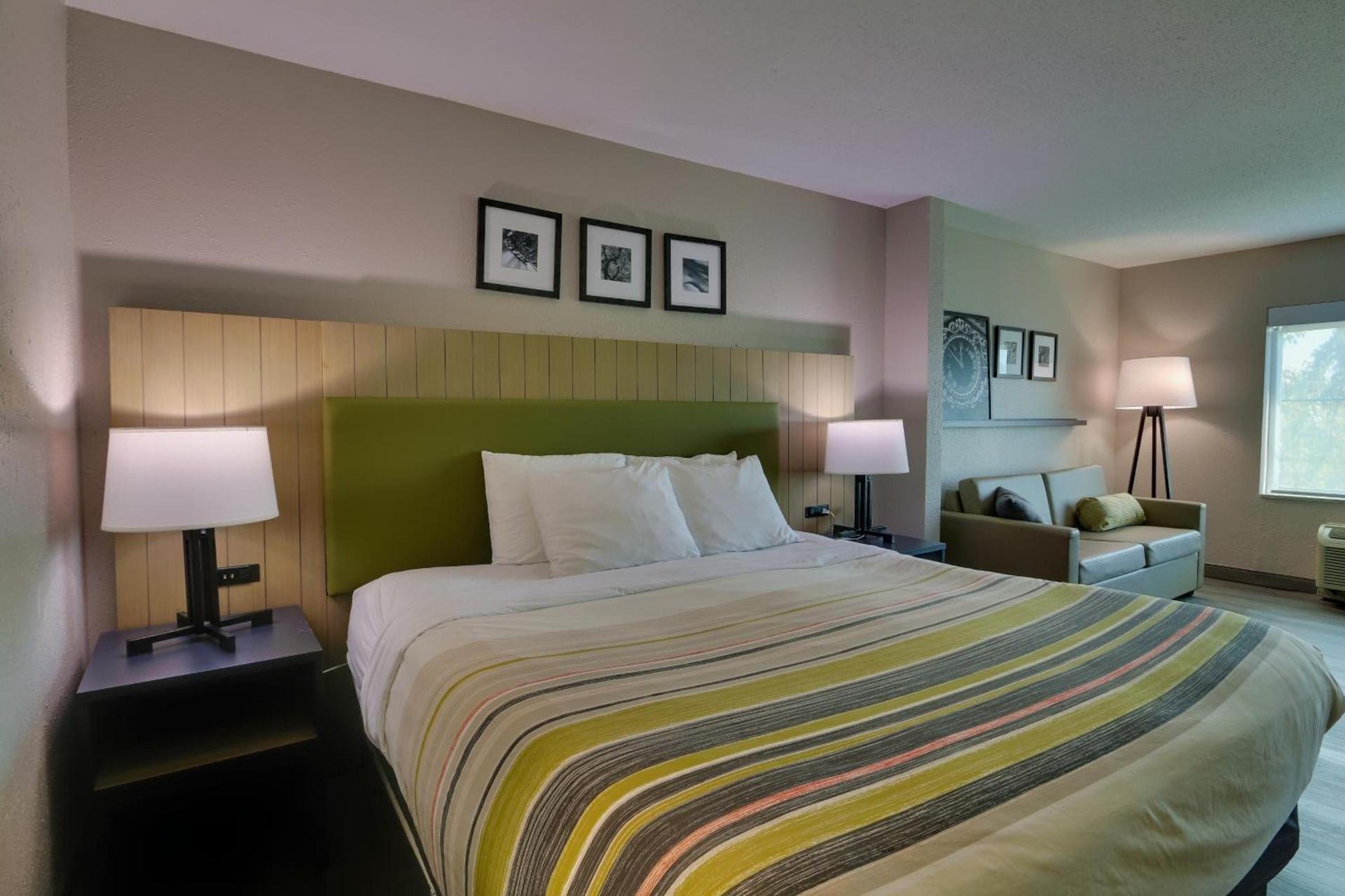 Country Inn & Suites by Radisson, Savannah Gateway, GA photo 14