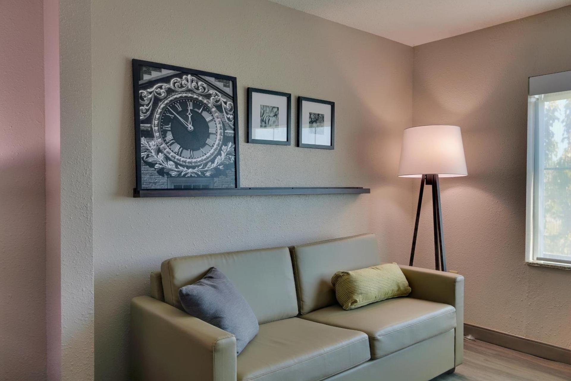 Country Inn & Suites by Radisson, Savannah Gateway, GA photo 32