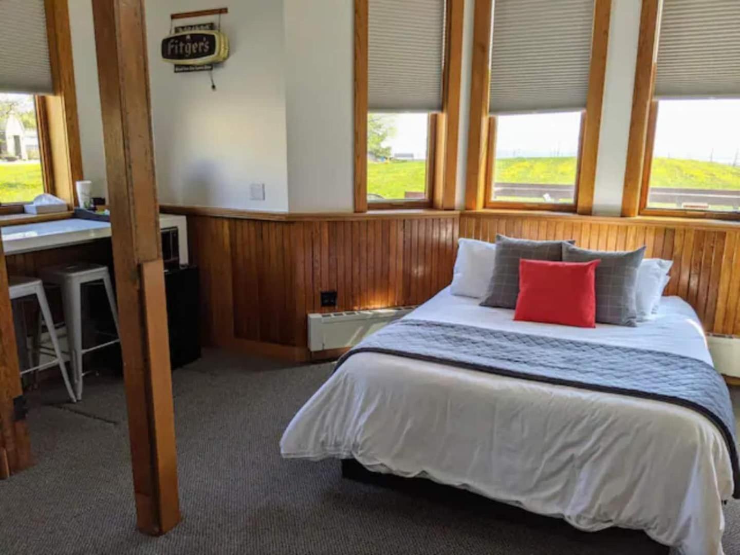 Endion Inn photo 17