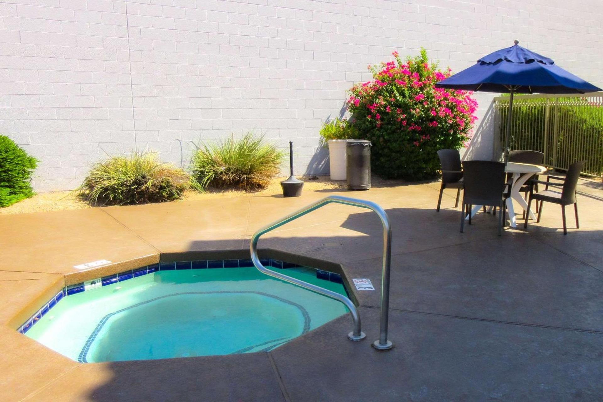 Comfort Inn & Suites Phoenix North - Deer Valley photo 23