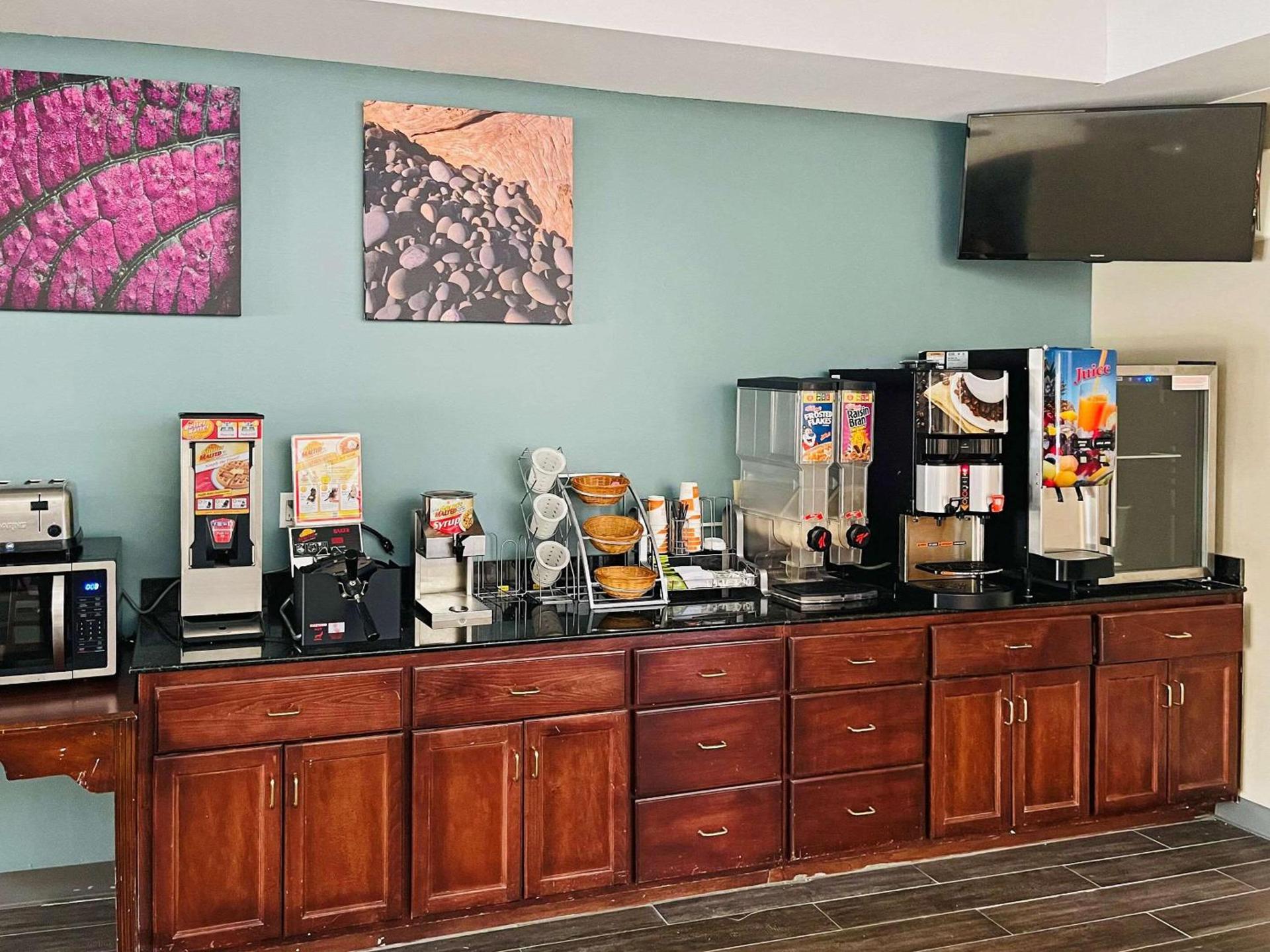 Sleep Inn & Suites Foley - Gulf Shores North photo 10