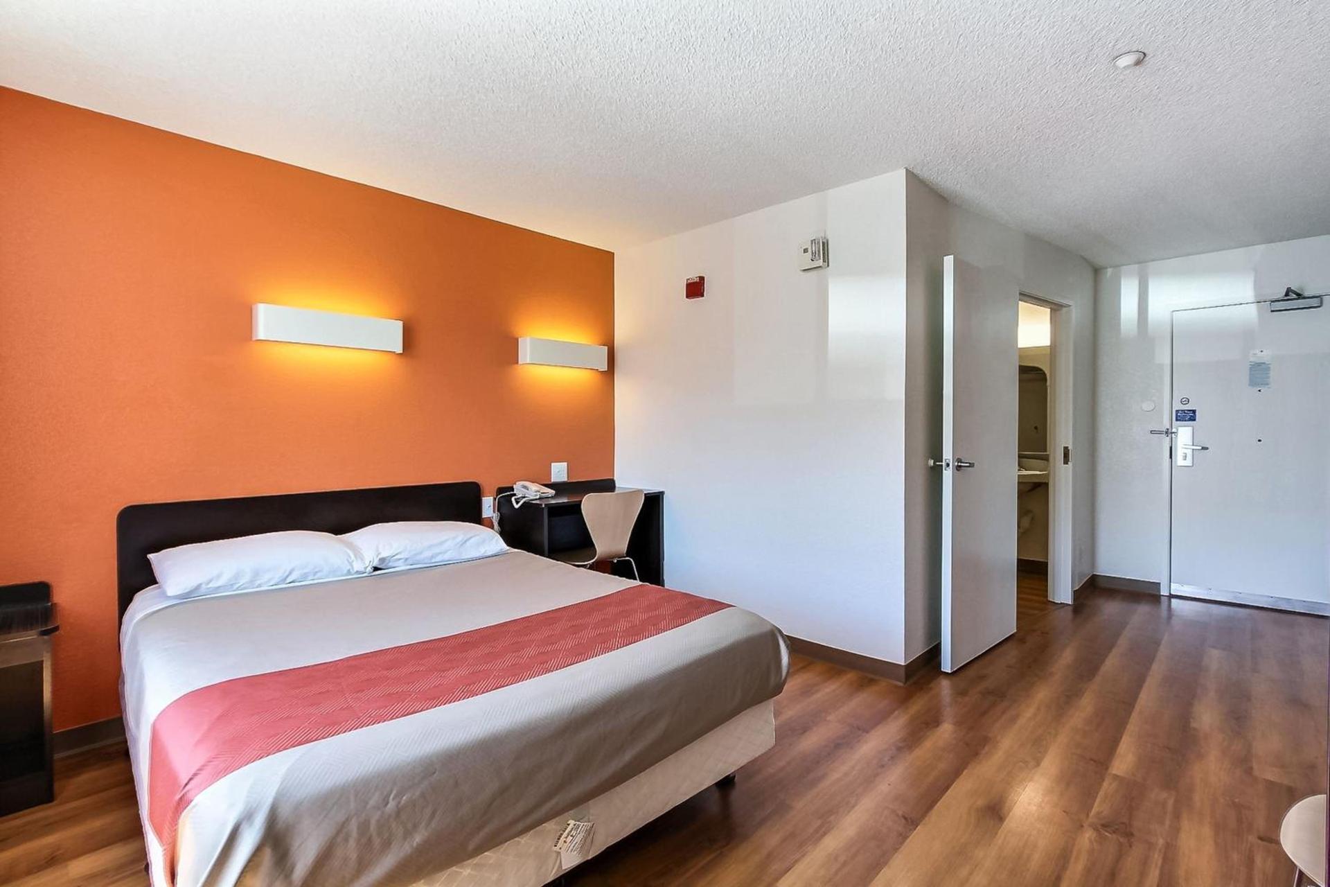 Motel 6-Gilroy, CA photo 32