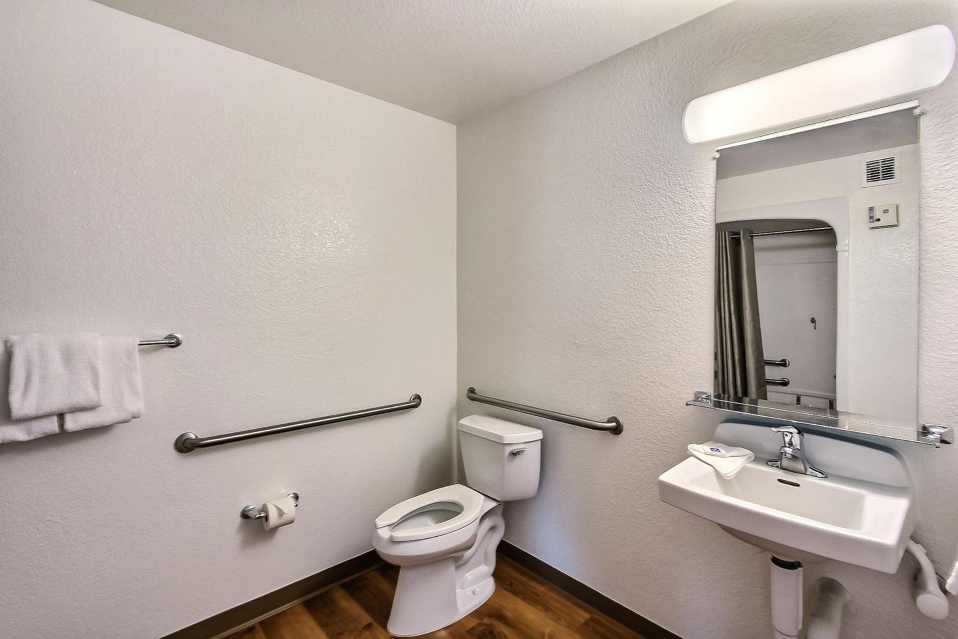 Motel 6-Gilroy, CA photo 34