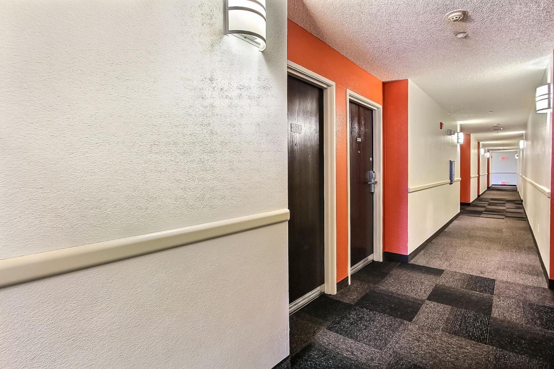 Motel 6-Gilroy, CA photo 30