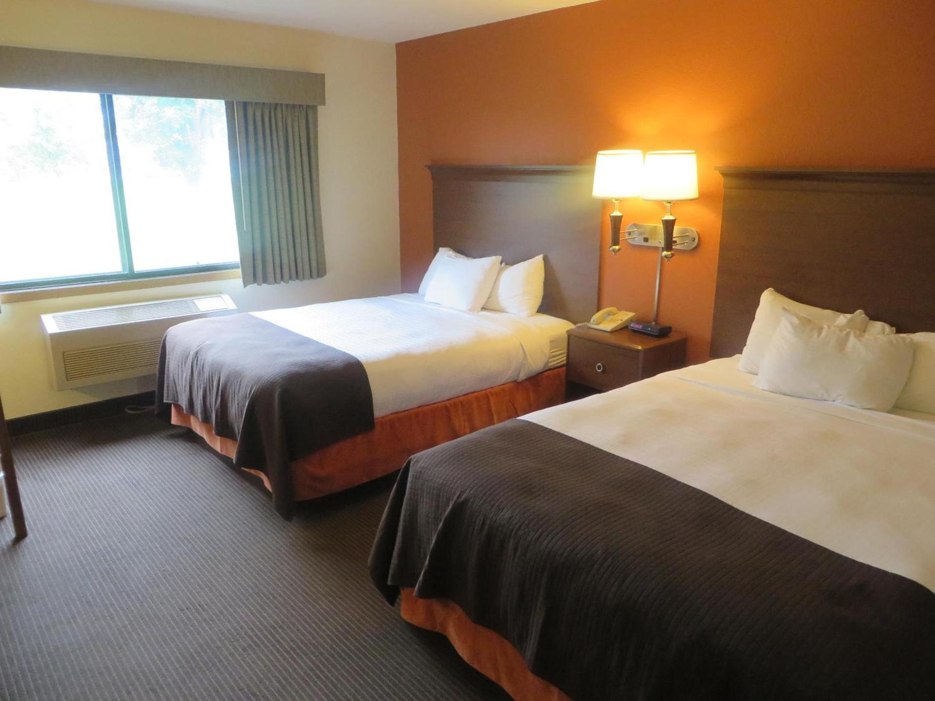AmericInn by Wyndham Worthington photo 53