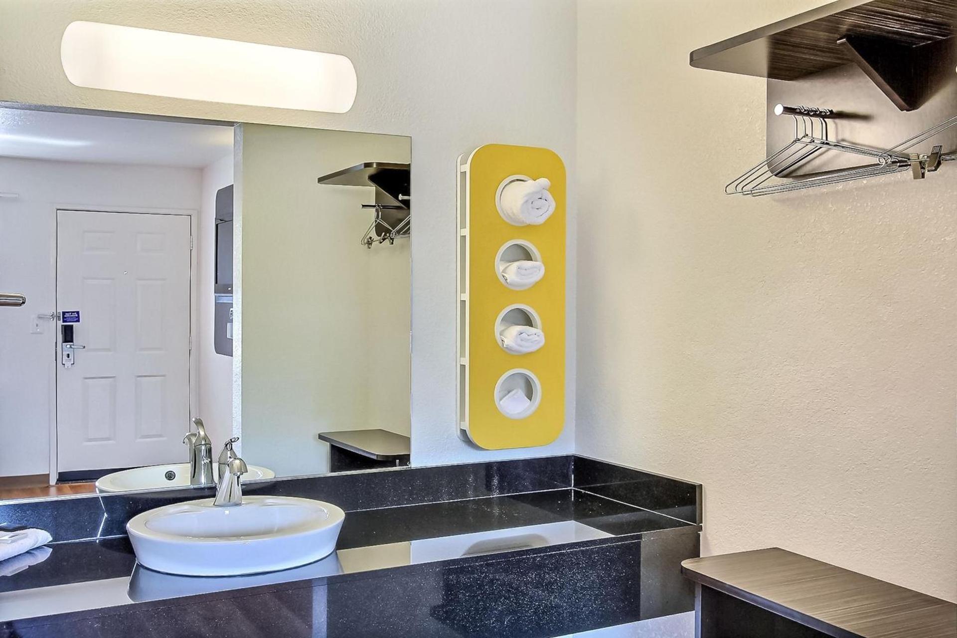 Motel 6-Sunnyvale, CA - North photo 46