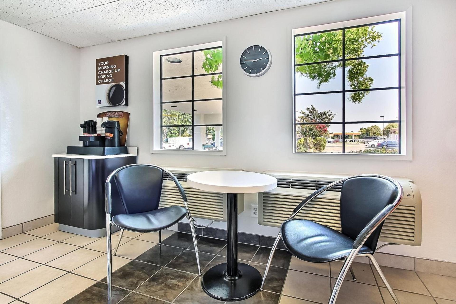 Motel 6-Sunnyvale, CA - North photo 41