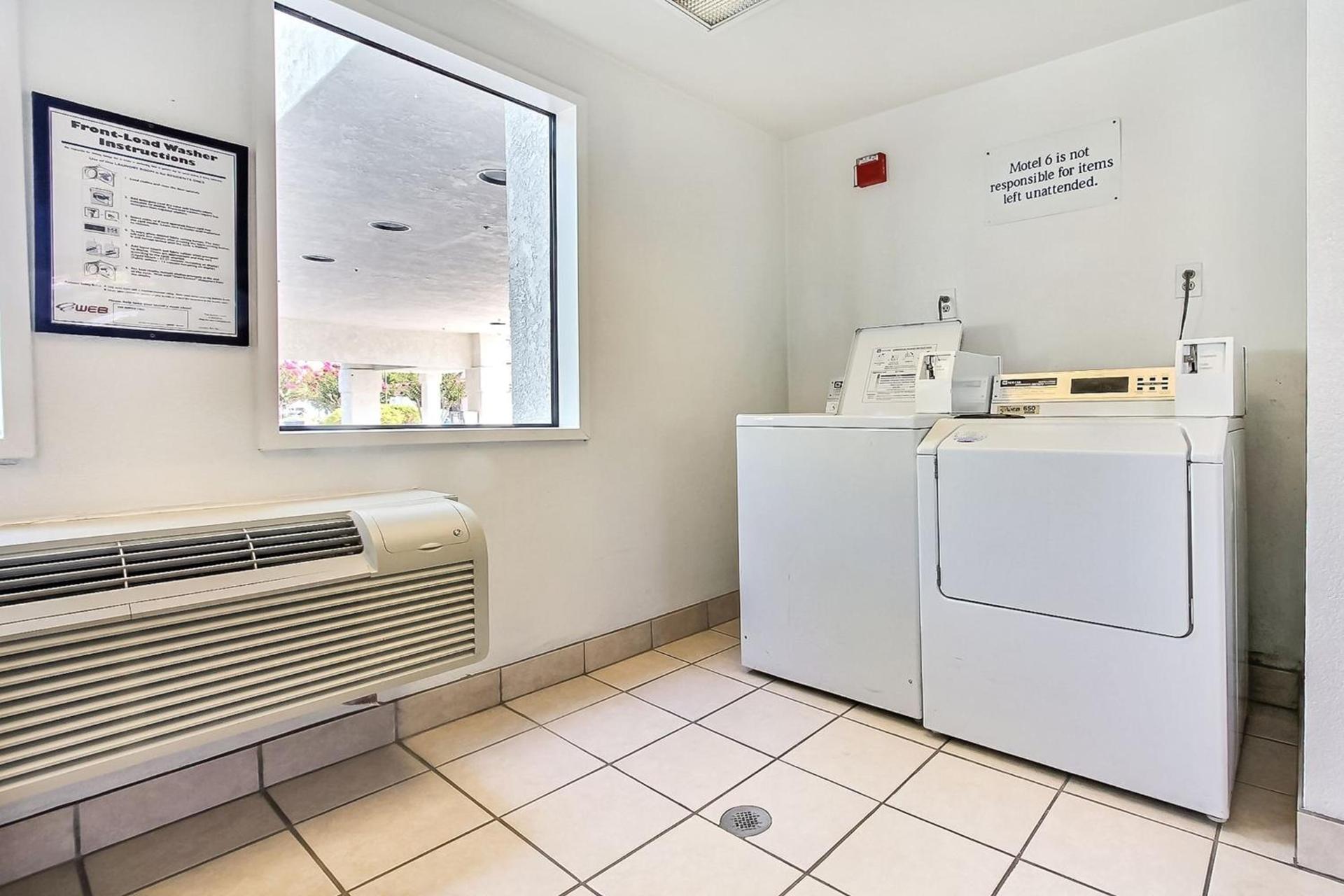Motel 6-Sunnyvale, CA - North photo 53