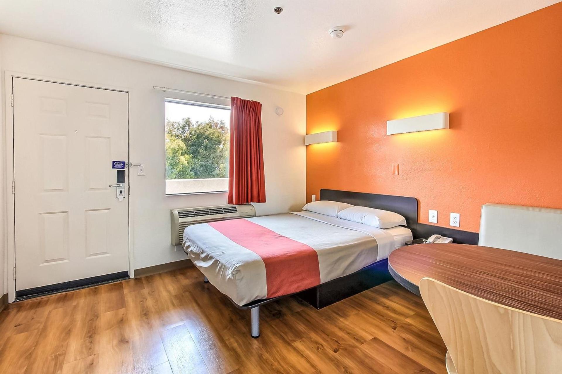 Motel 6-Sunnyvale, CA - North photo 55