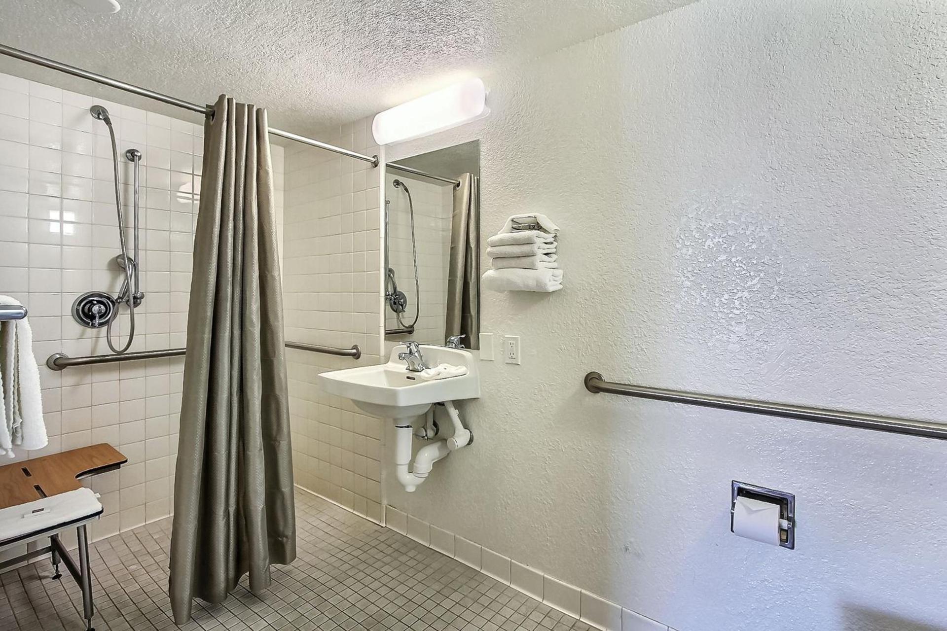 Motel 6-Campbell, CA - San Jose photo 12
