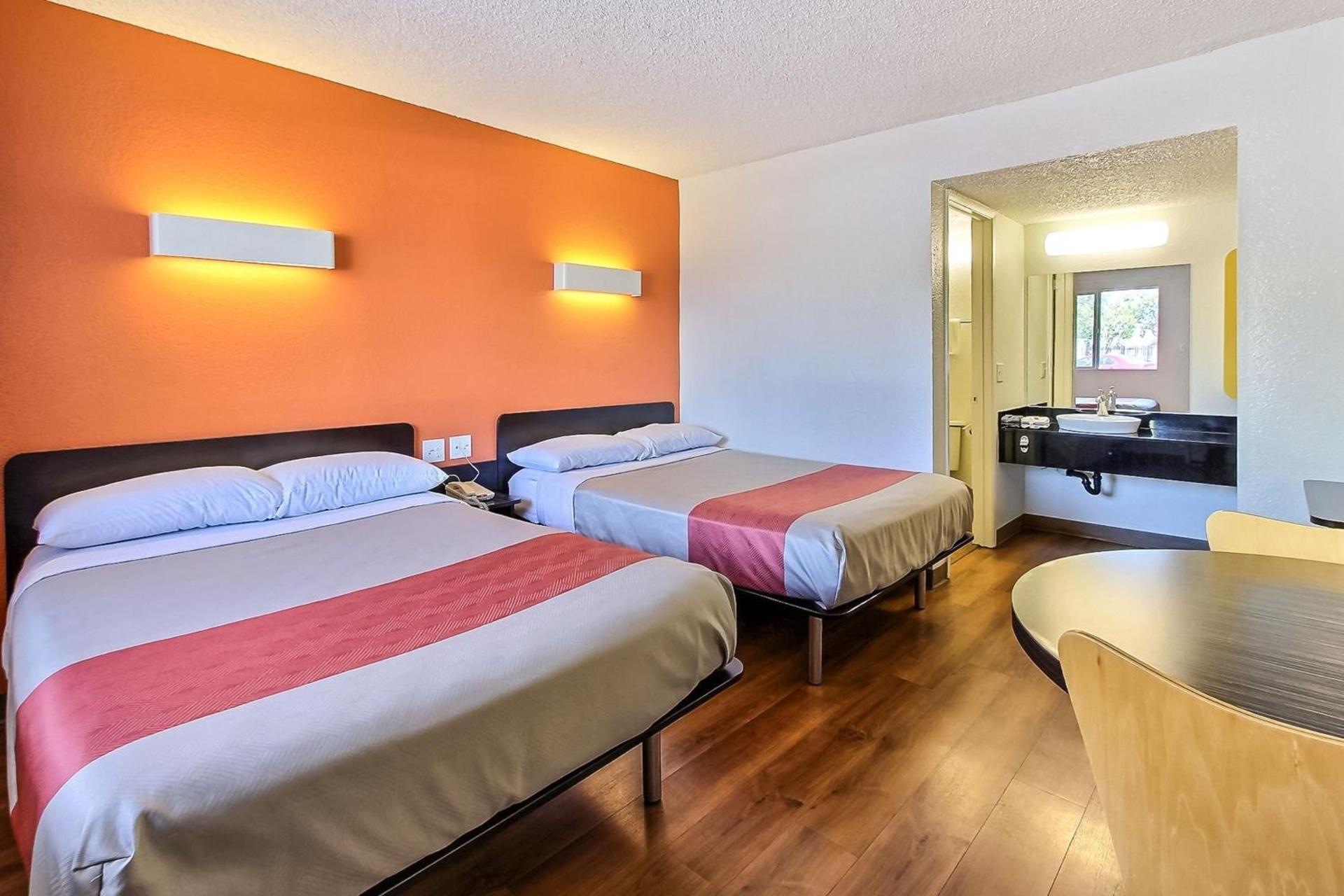 Motel 6-Campbell, CA - San Jose photo 3