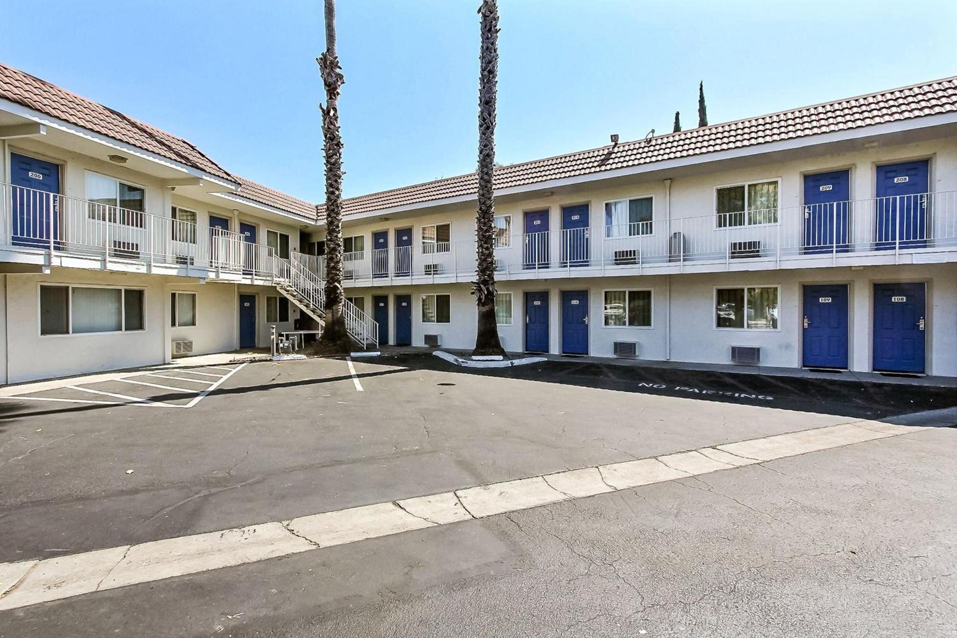 Motel 6-Campbell, CA - San Jose photo 2