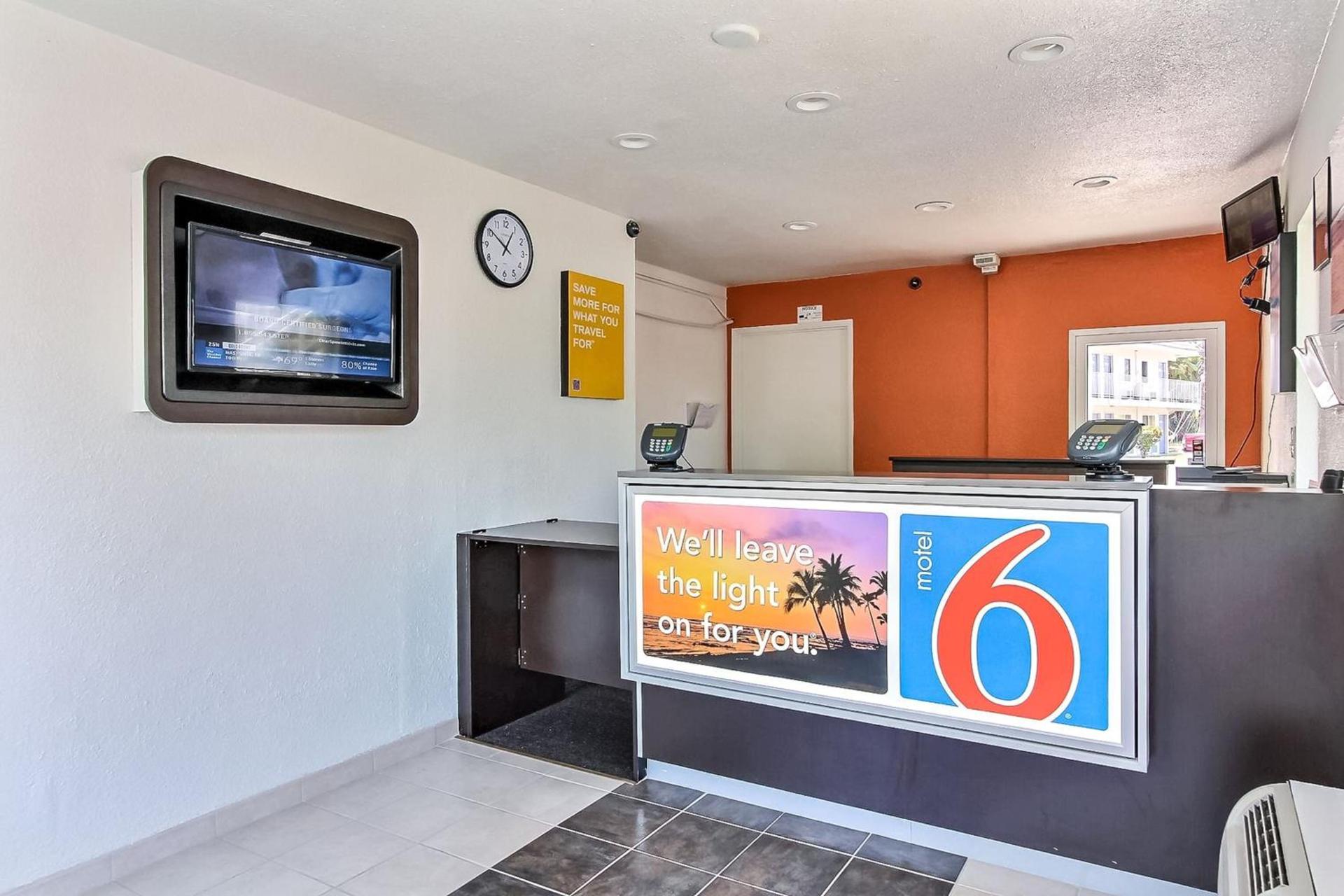 Motel 6-Campbell, CA - San Jose photo 19