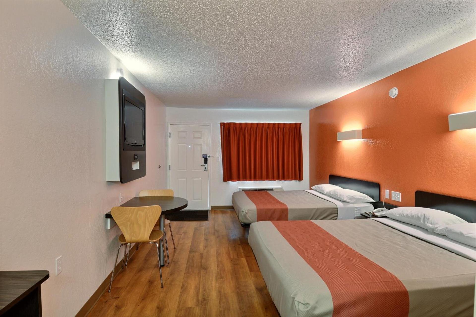 Motel 6-Tewksbury, MA - Boston photo 16