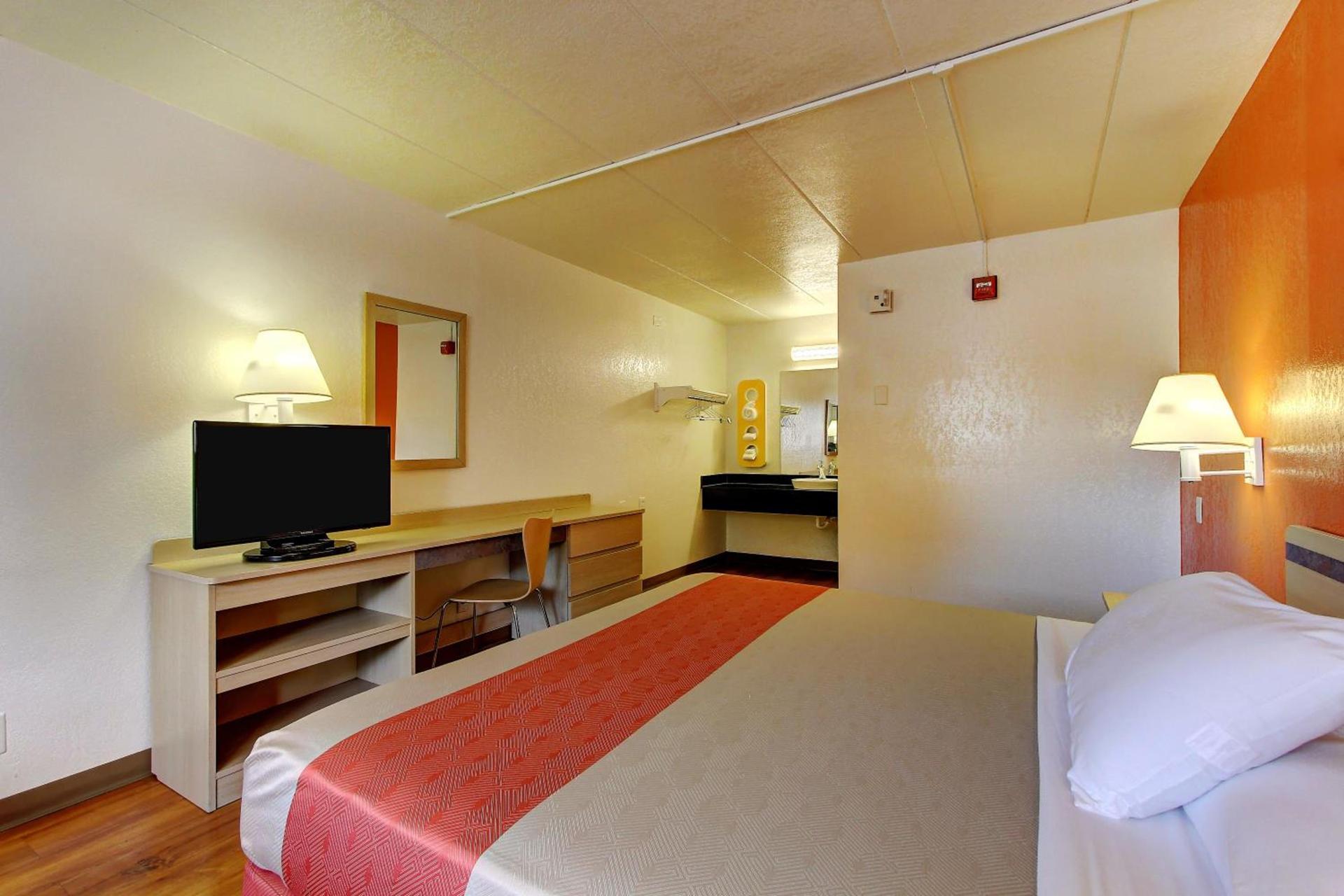 Motel 6-York, PA photo 43