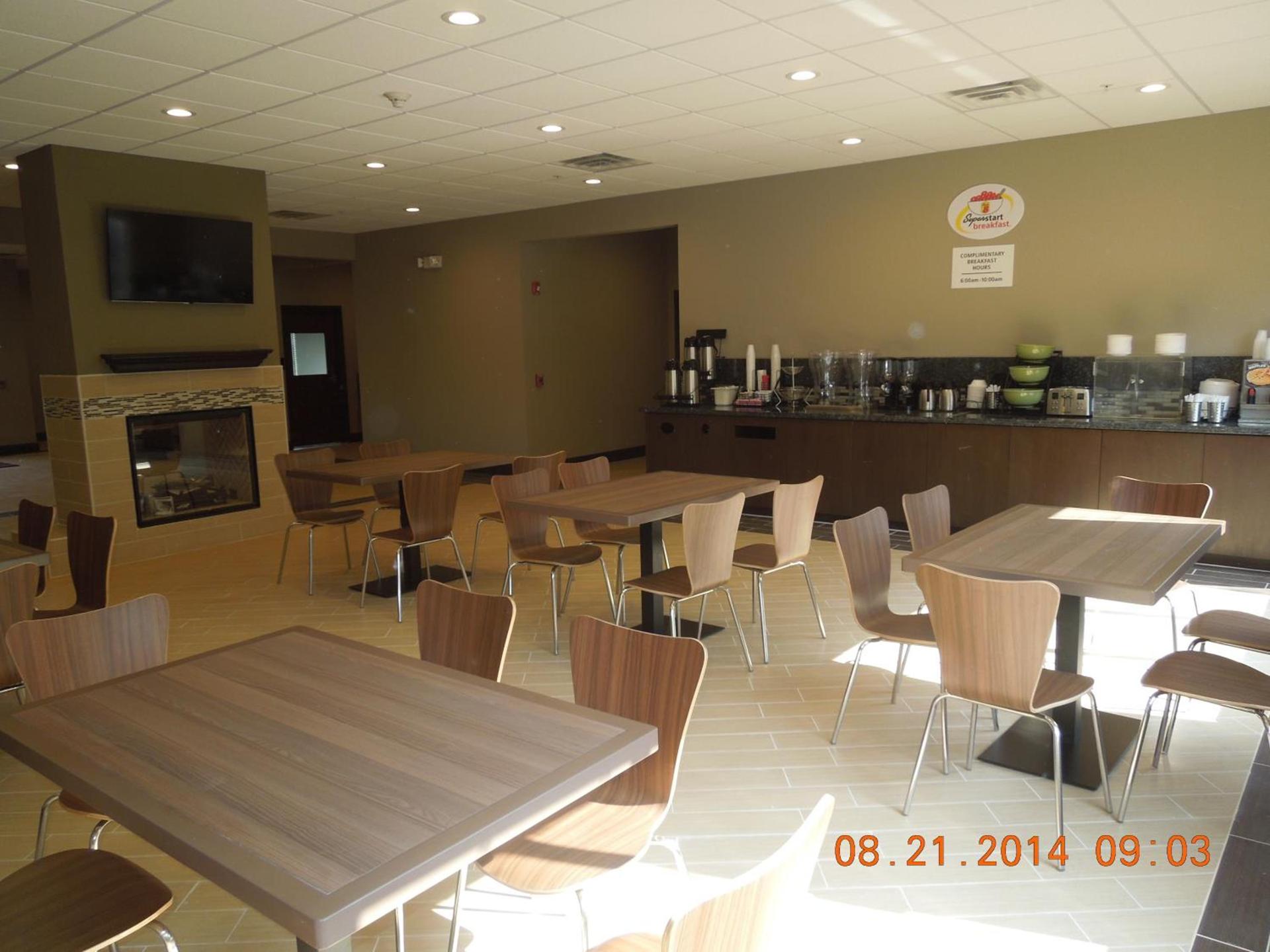 Super 8 by Wyndham Hershey Chocolate Avenue photo 5