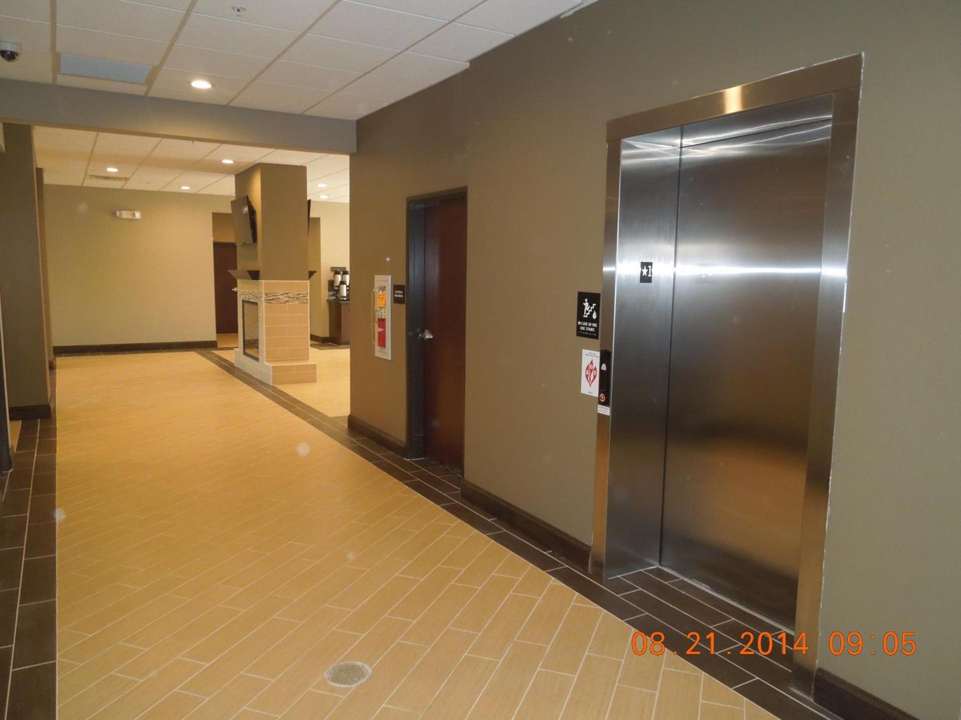 Super 8 by Wyndham Hershey Chocolate Avenue photo 8