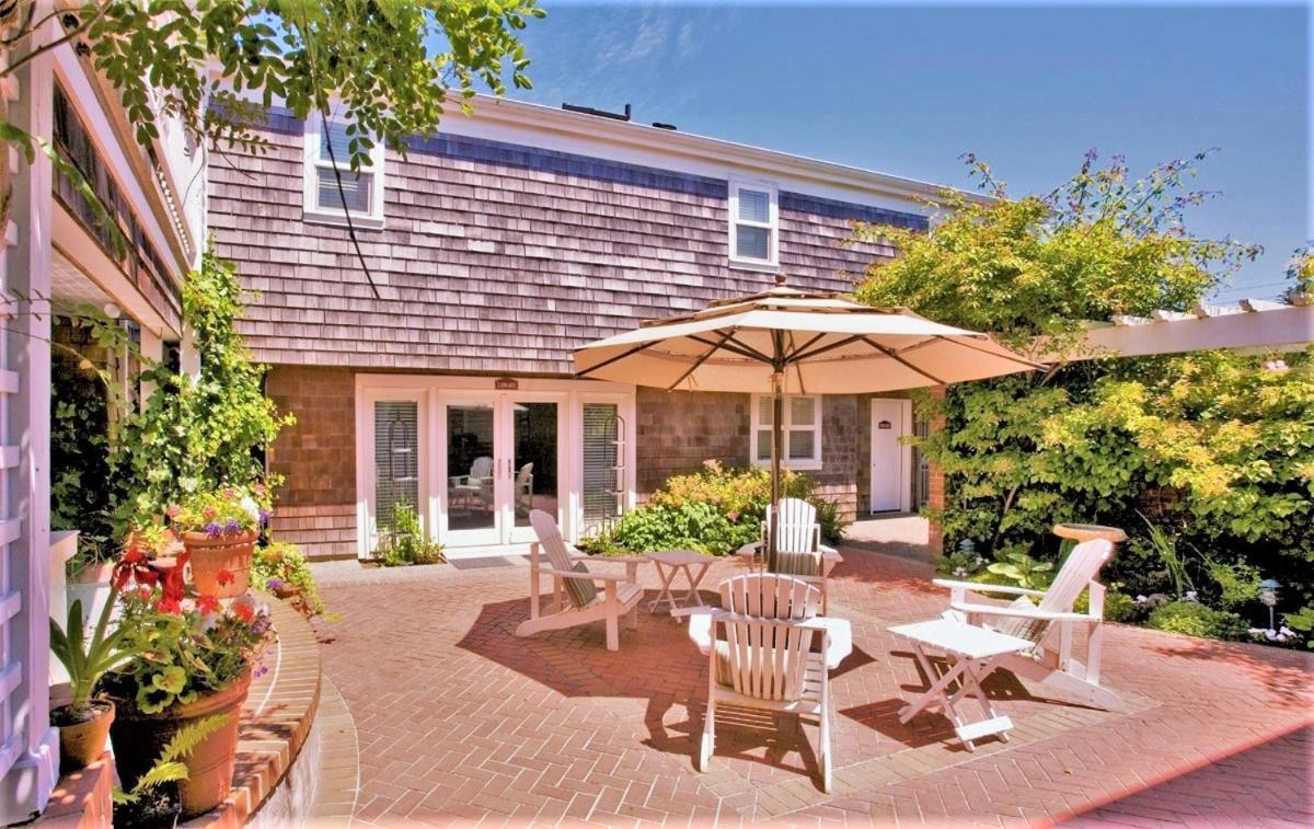 Cannon Beach Hotel Collection photo 3